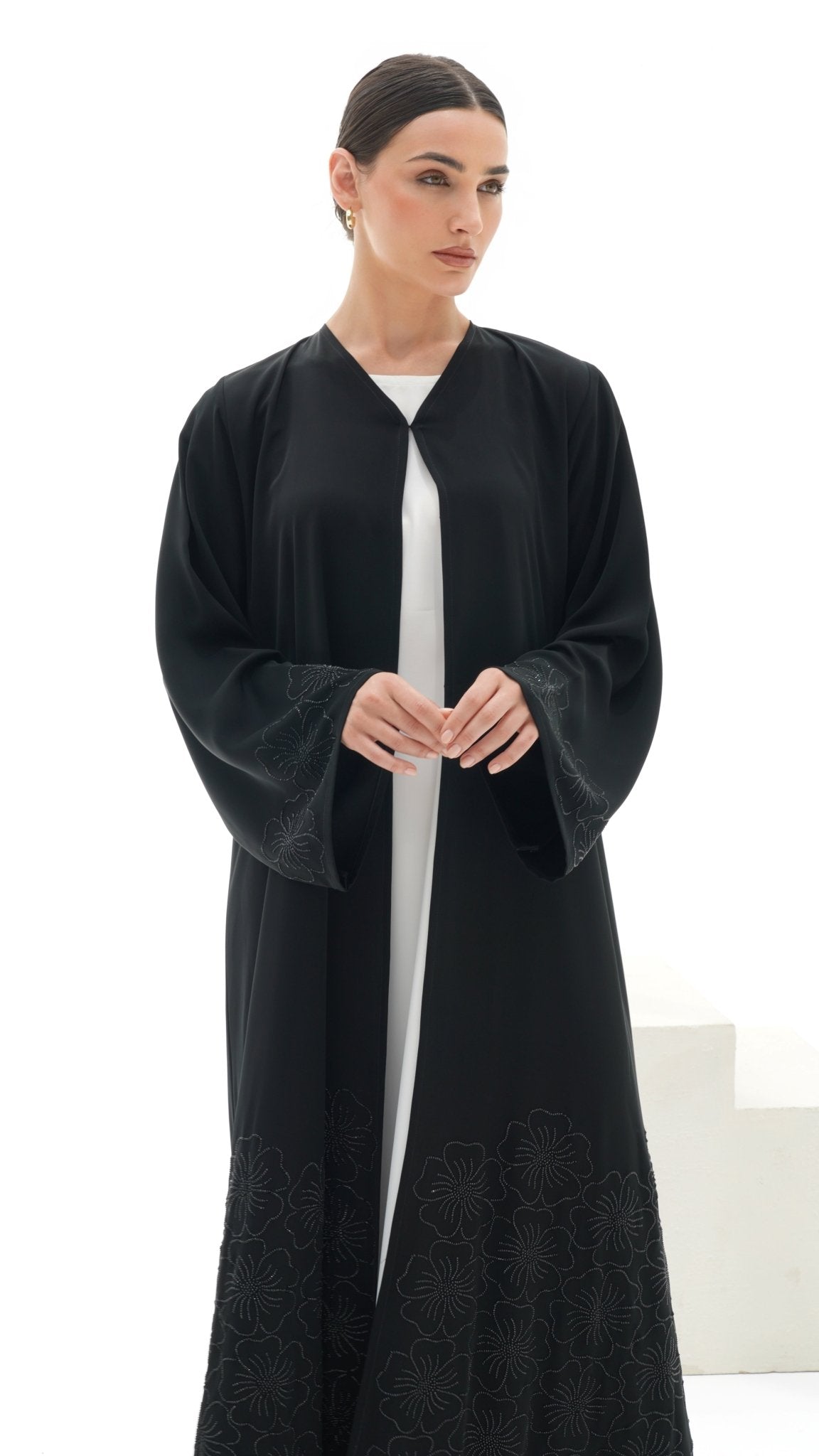 C 1119 Black Abaya