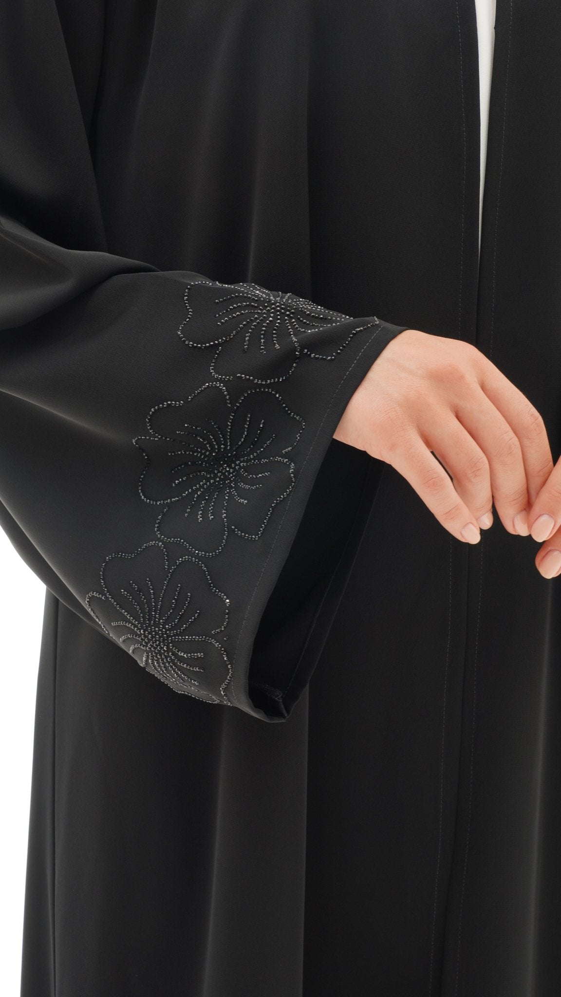 C 1119 Black Abaya