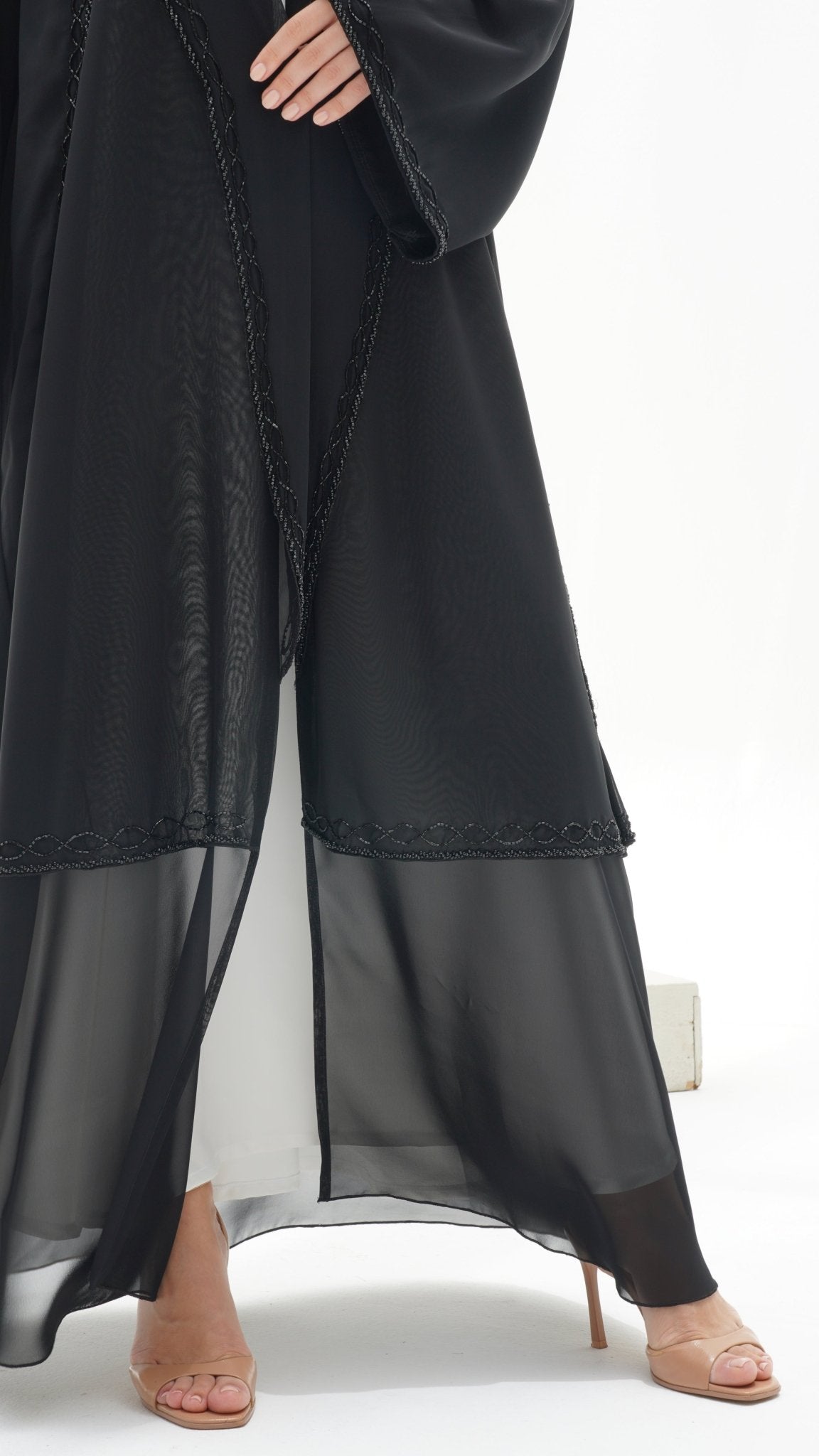 C 1120 Black Abaya