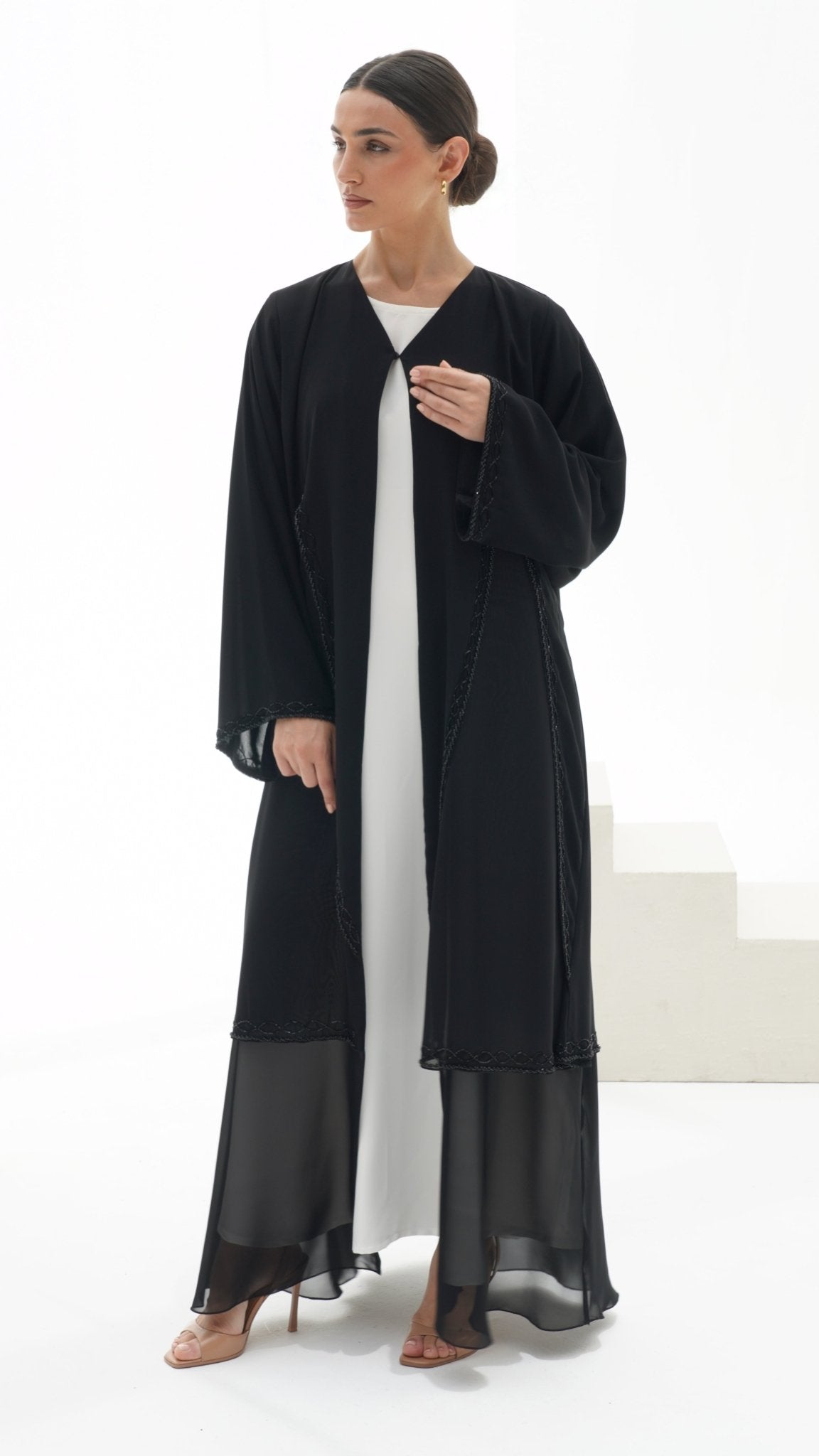C 1120 Black Abaya