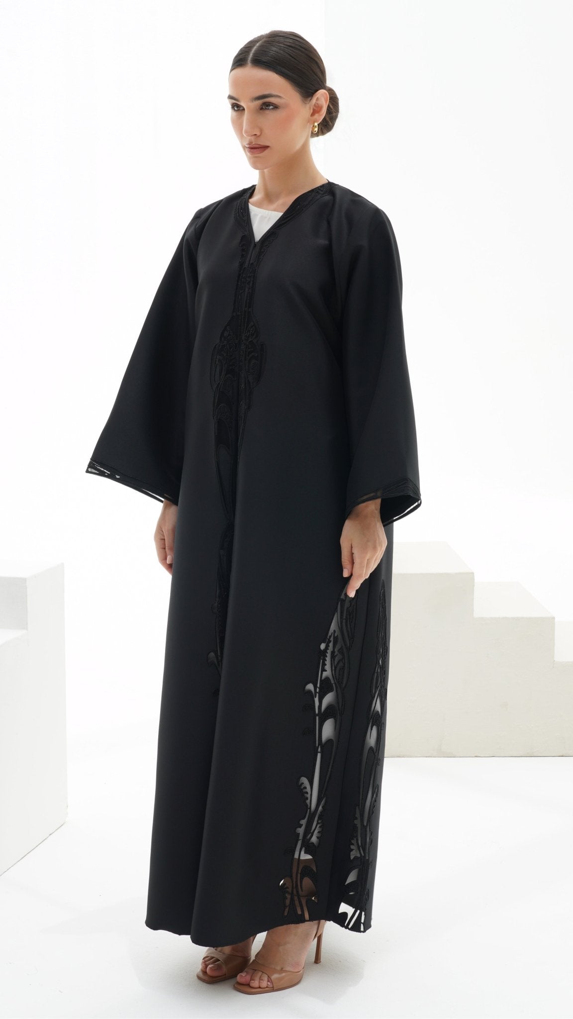 C 1121 Black Abaya