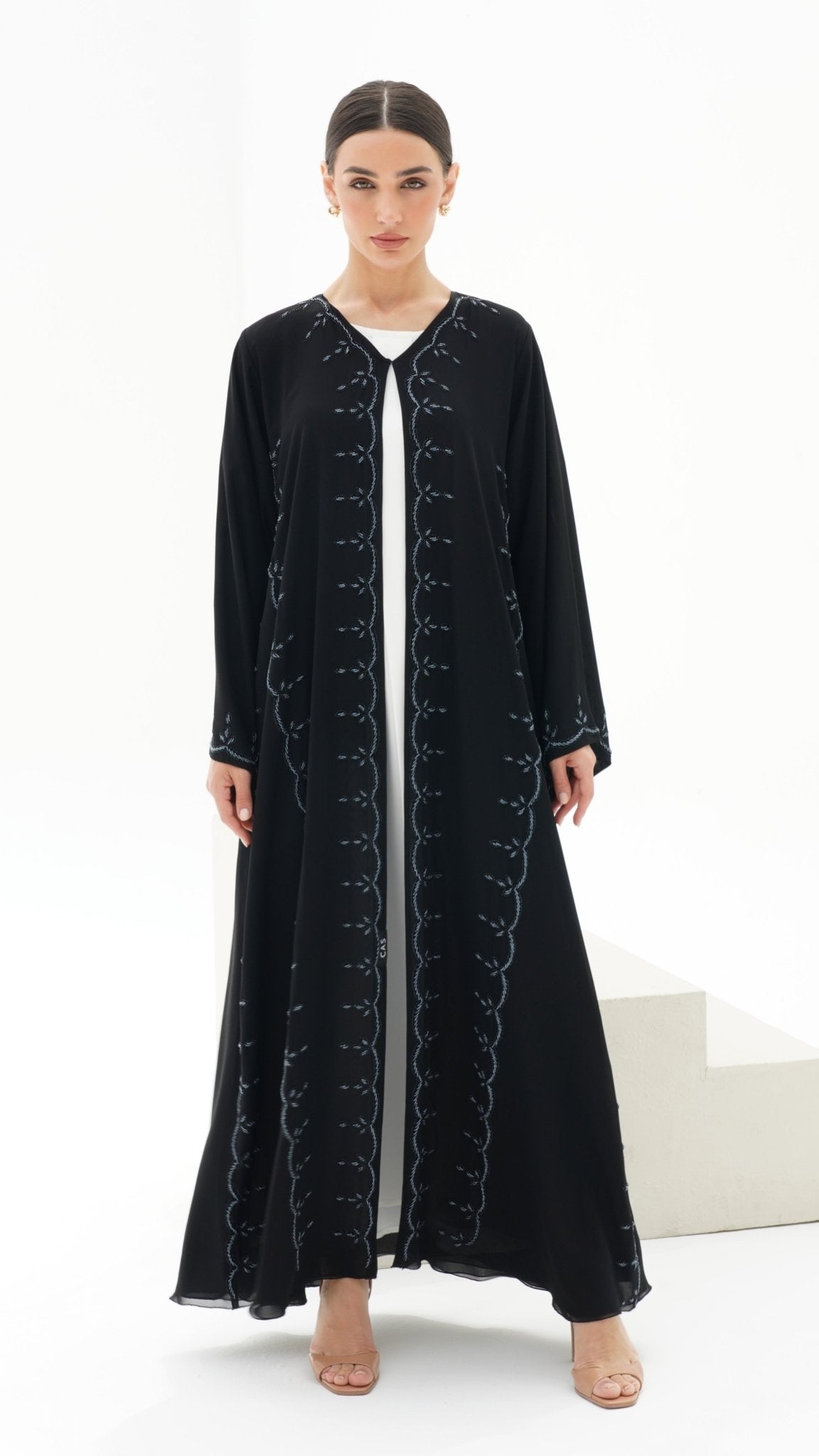C 1138 Black Abaya