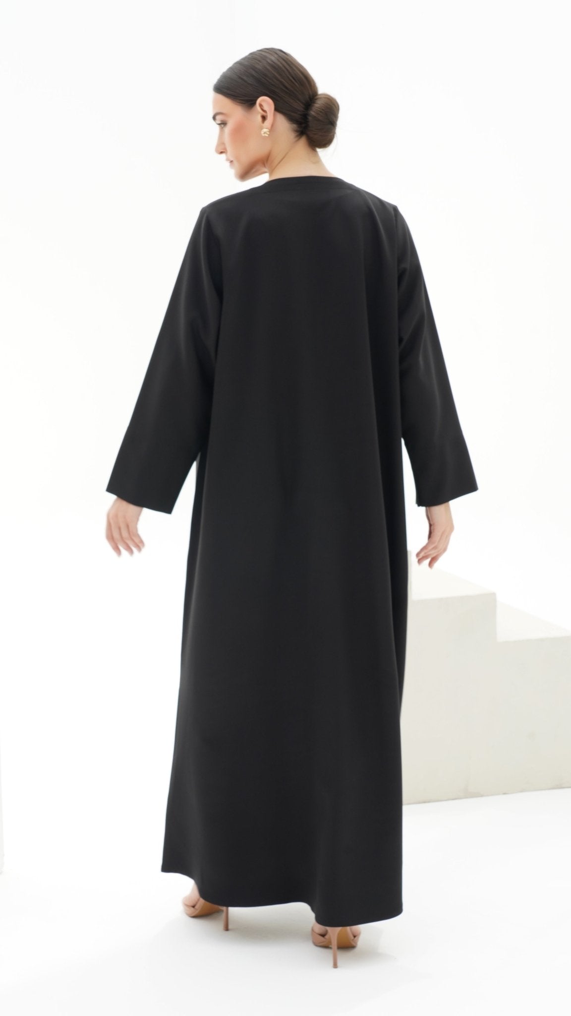 C 1139 Black Abaya