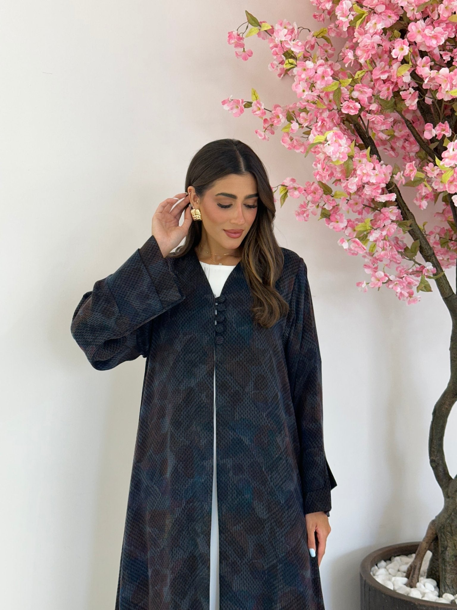 C 1174 Grey Printed Abaya