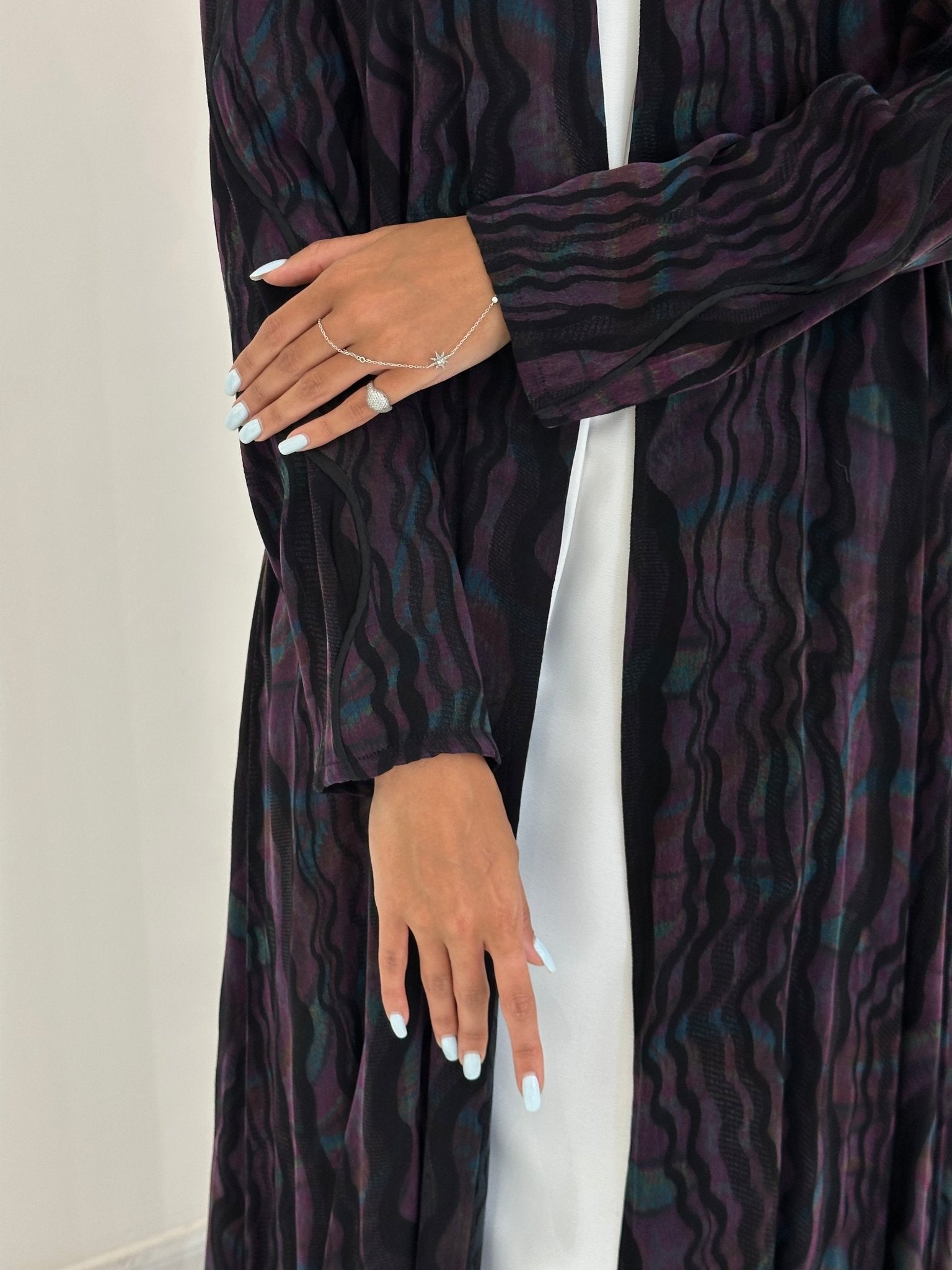 C 1176 Purple Printed Abaya