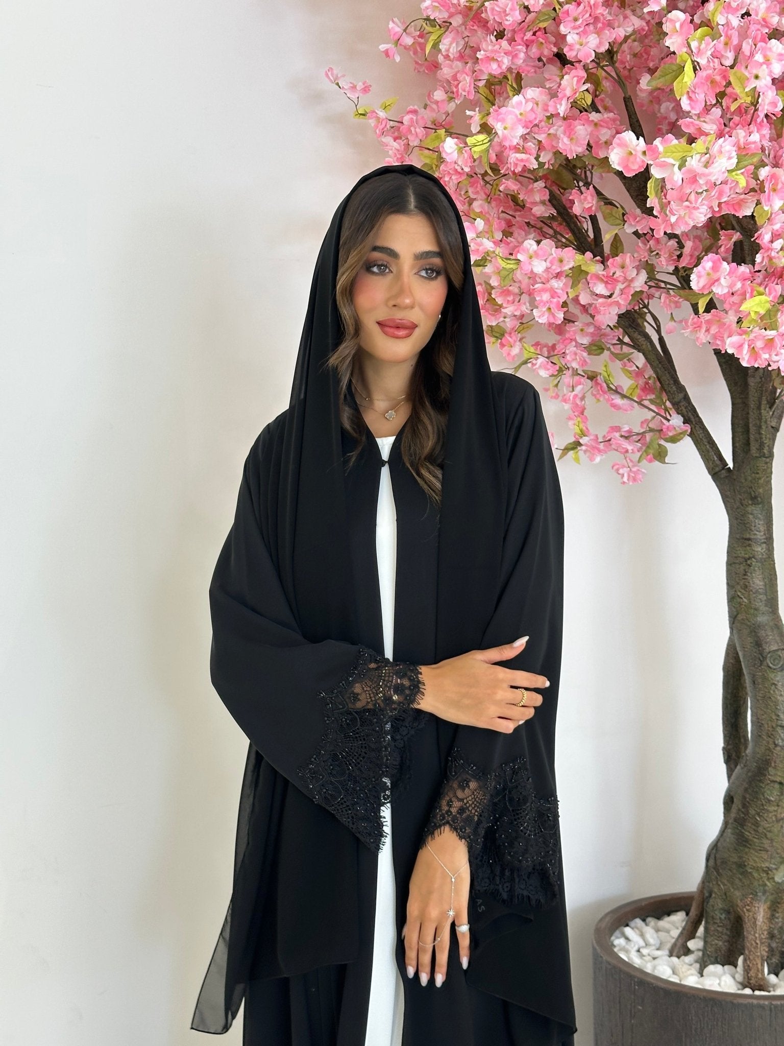 C 1190 Black Abaya
