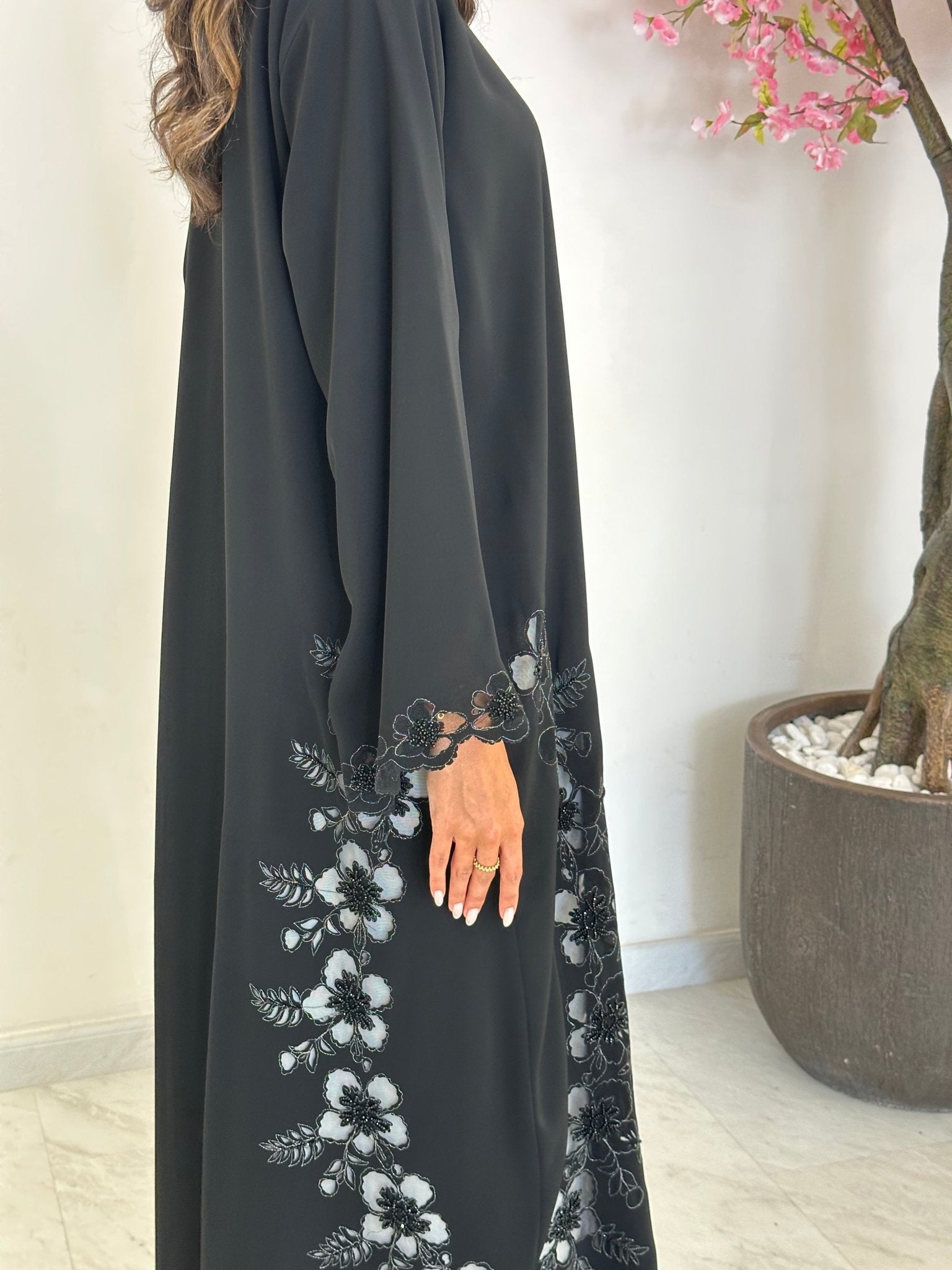 C 1191 Black Abaya