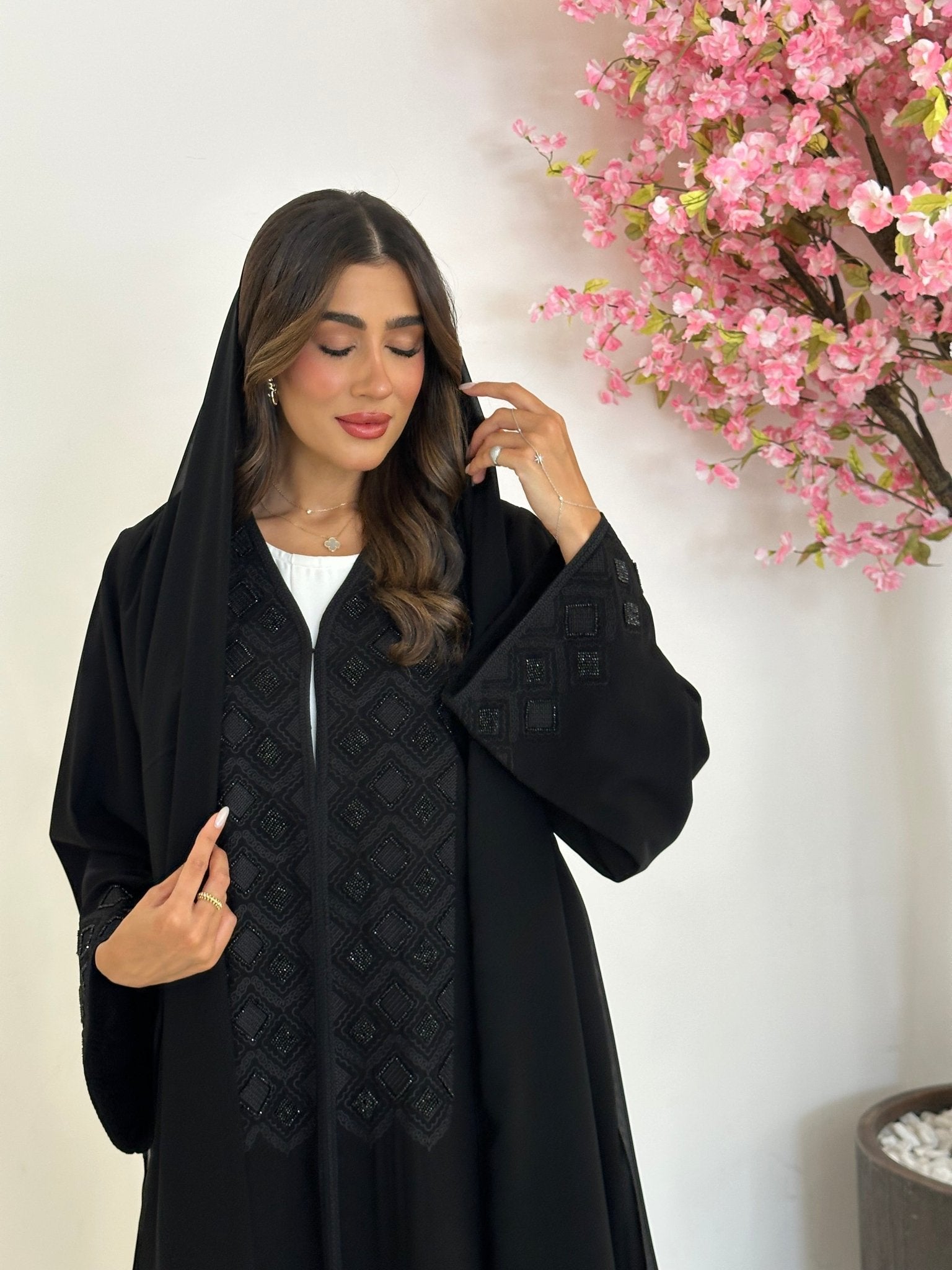 C 1192 Black Abaya