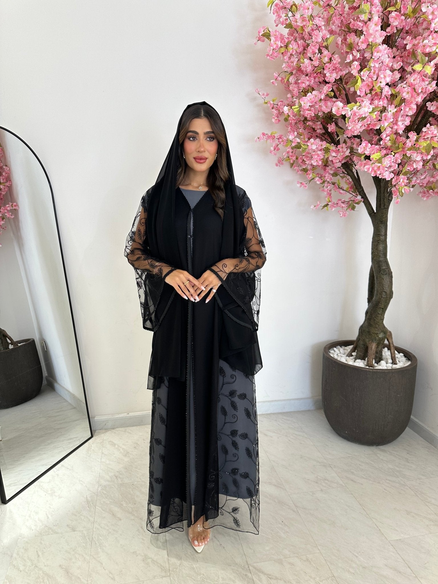 C 1198 Black Abaya