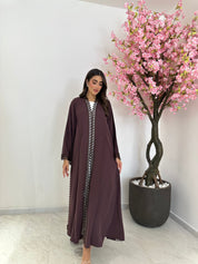 C 1238 Wood Lace Abaya