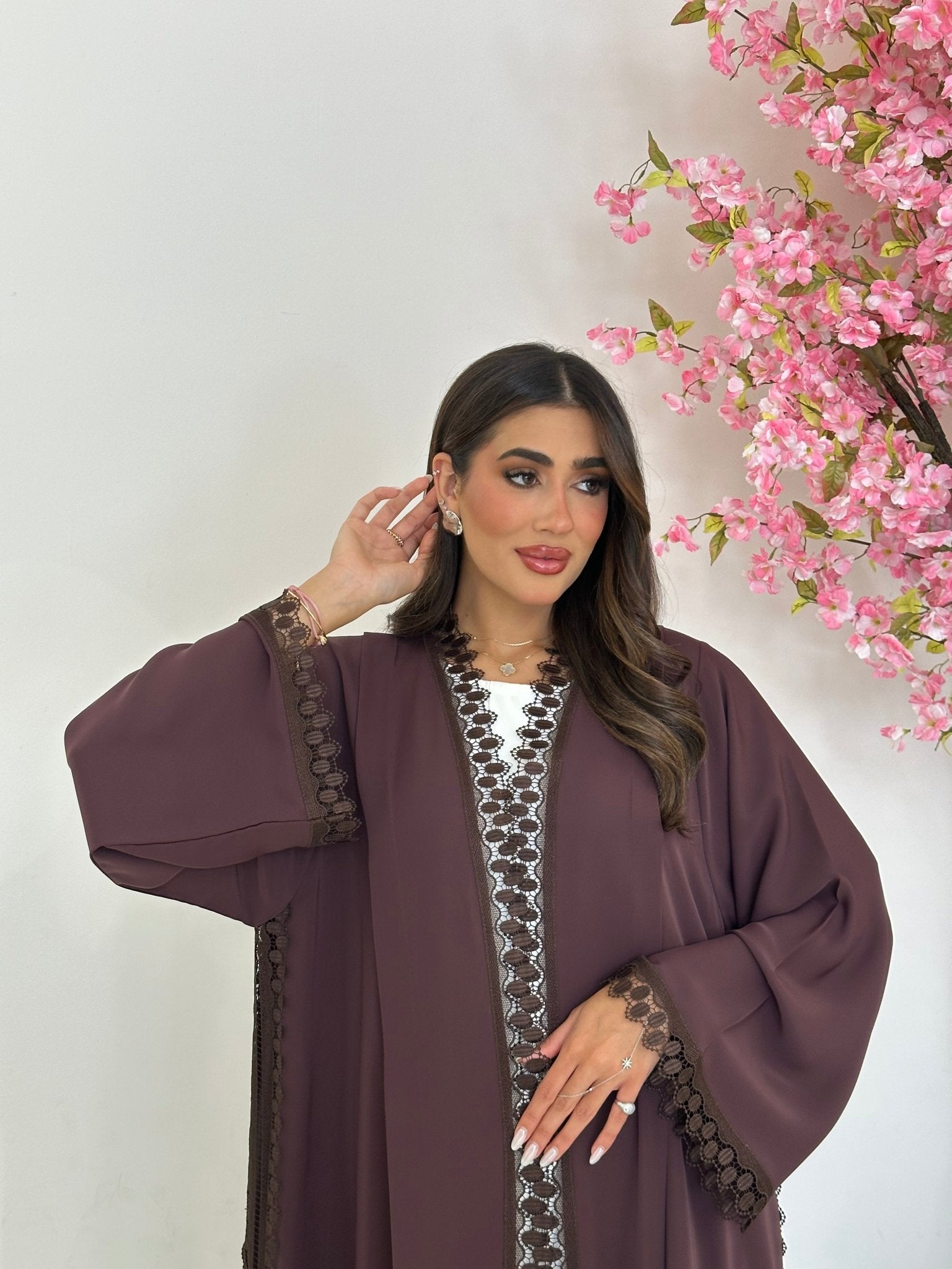 C 1238 Wood Lace Abaya