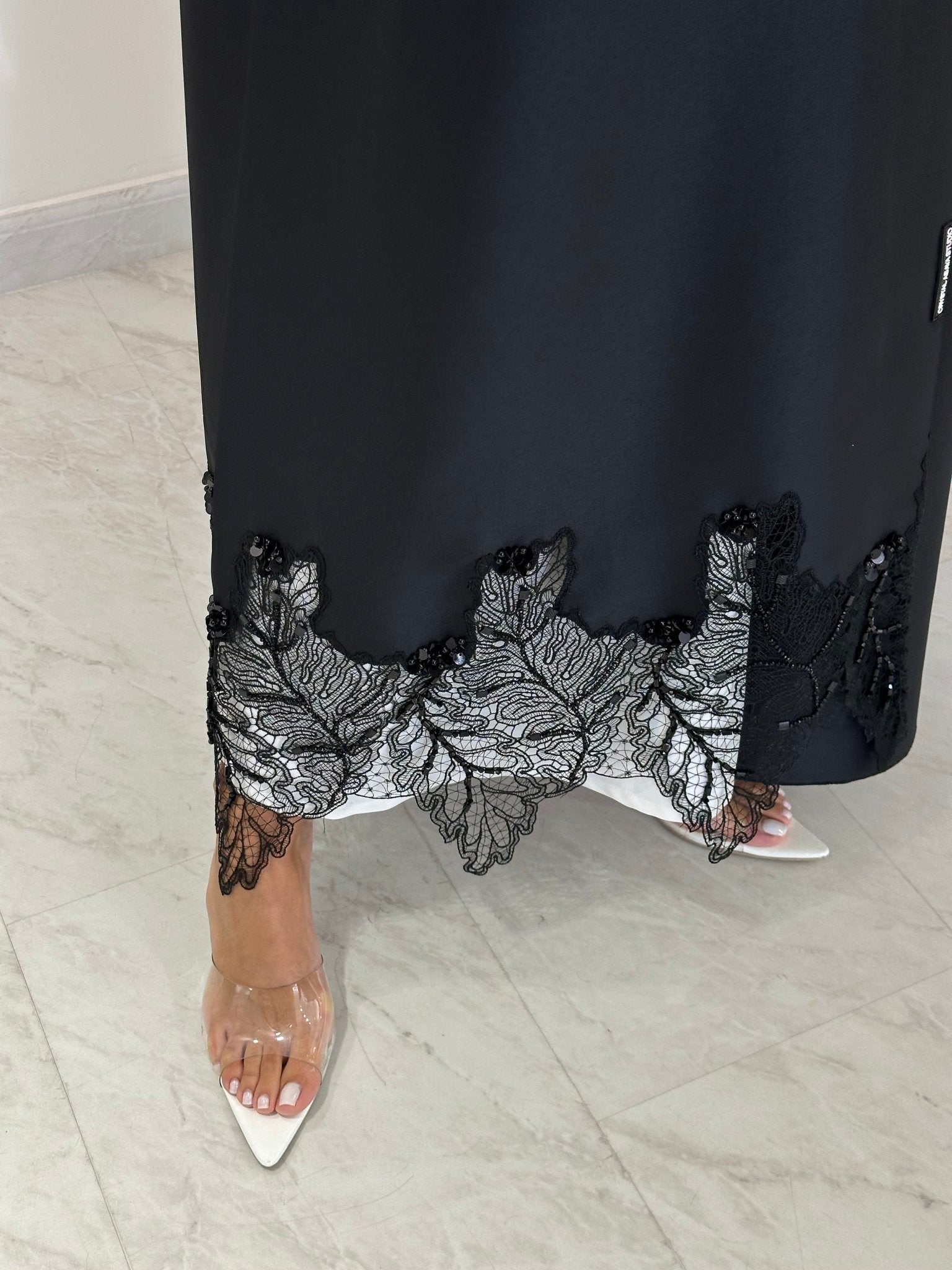 C 1242 Black Lace Abaya