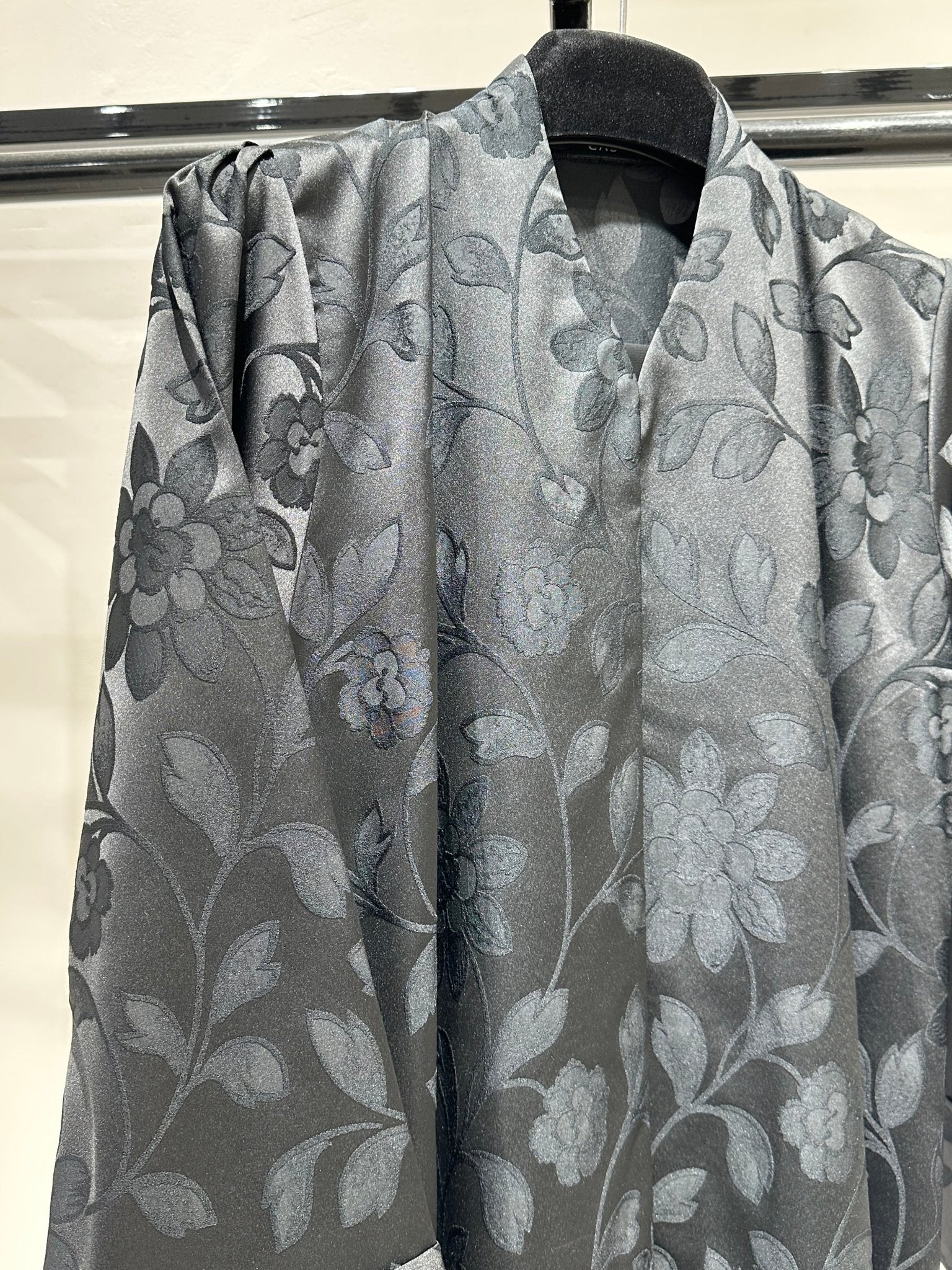 C 1258 - 04 Black Blossom Printed Abaya