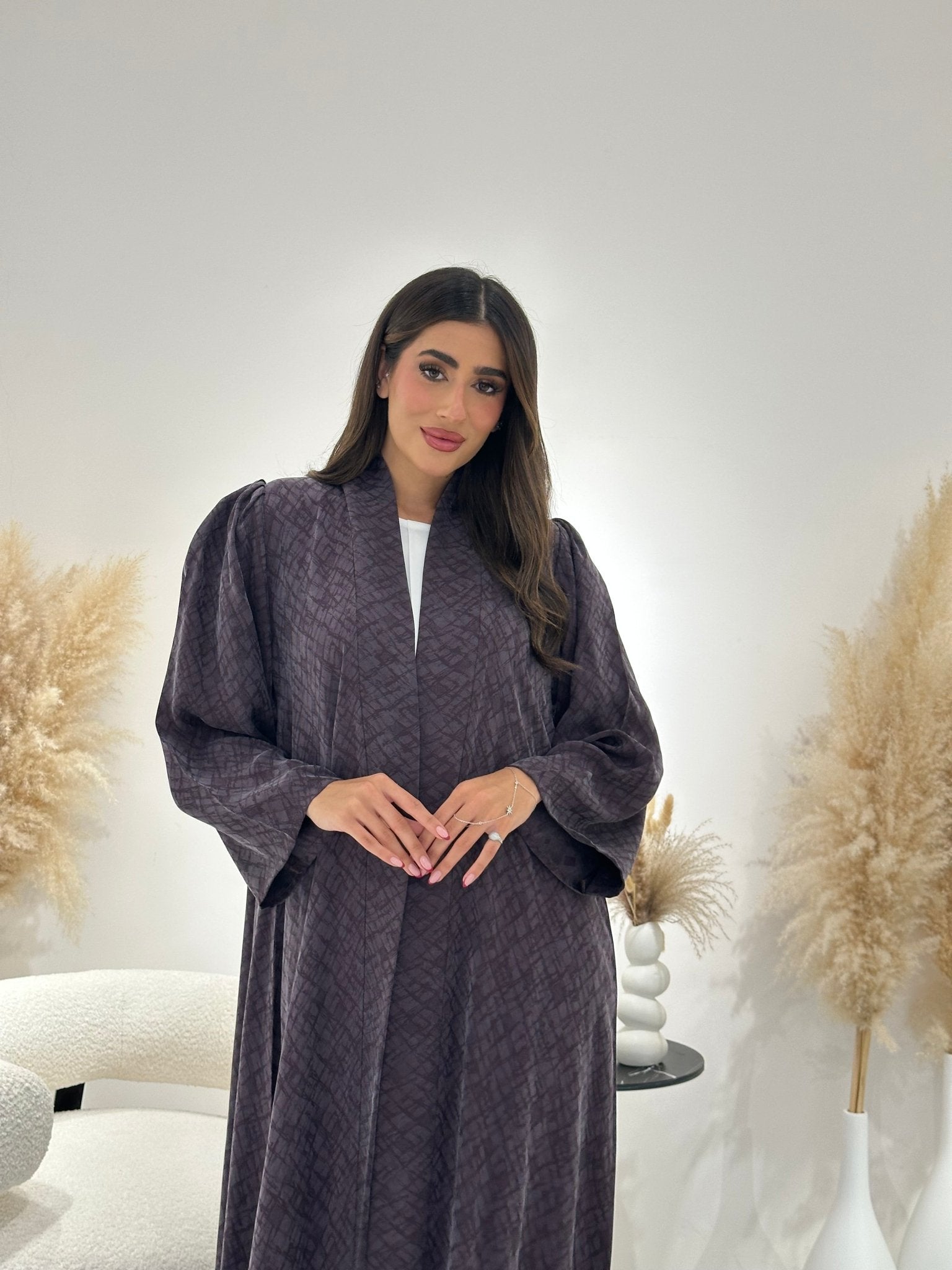 C 1261 - 01 Plum Patterned Printed Abaya