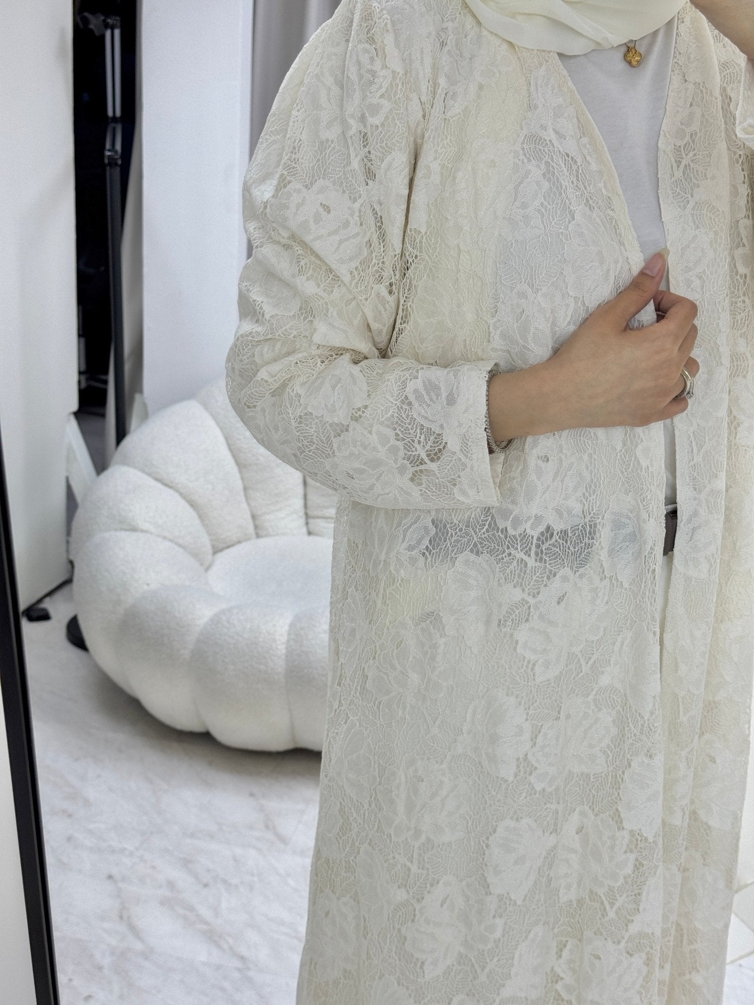 C 1278 - 02 Ivory Dantel Abaya
