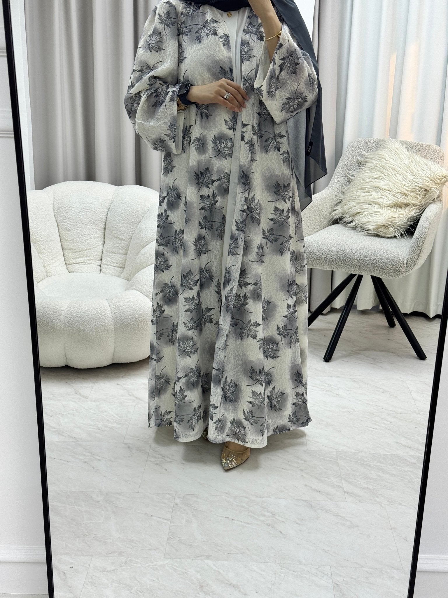 C 1280 - 04 Light Grey Dantel Abaya