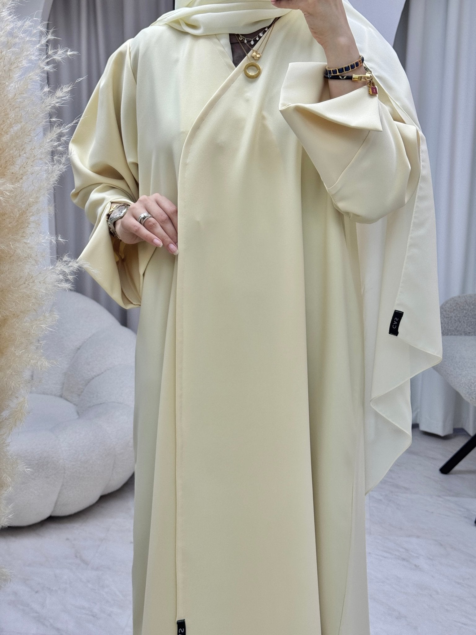 C 1281 - 01 Butter Yellow Abaya