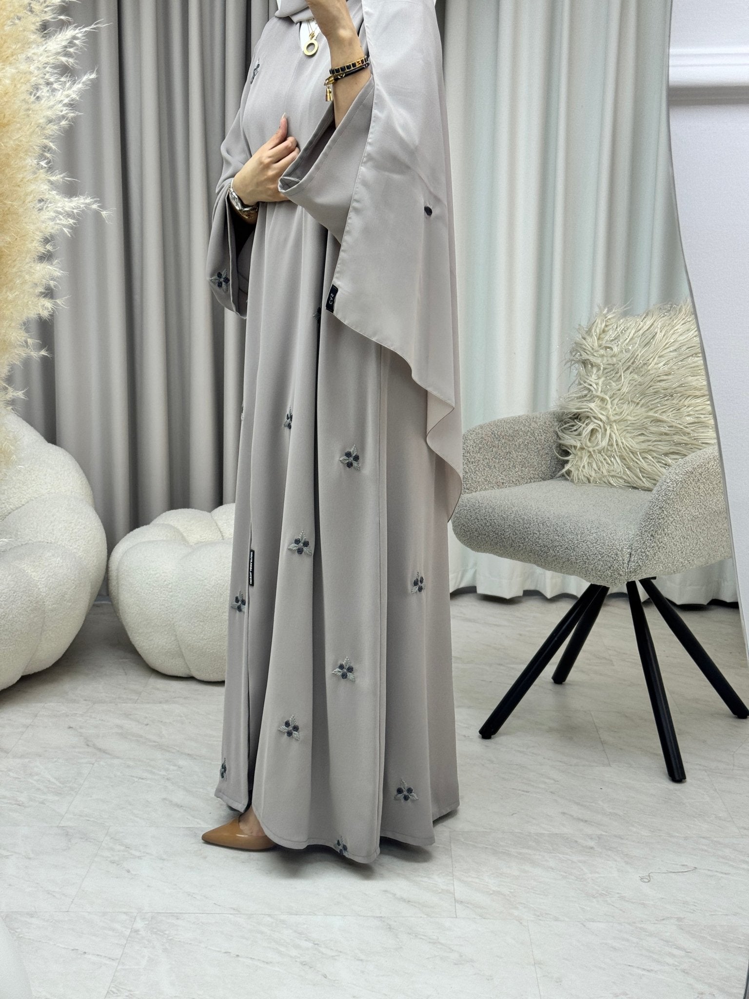C 1284 - 03 Wisteria Bloom Embroidered Abaya