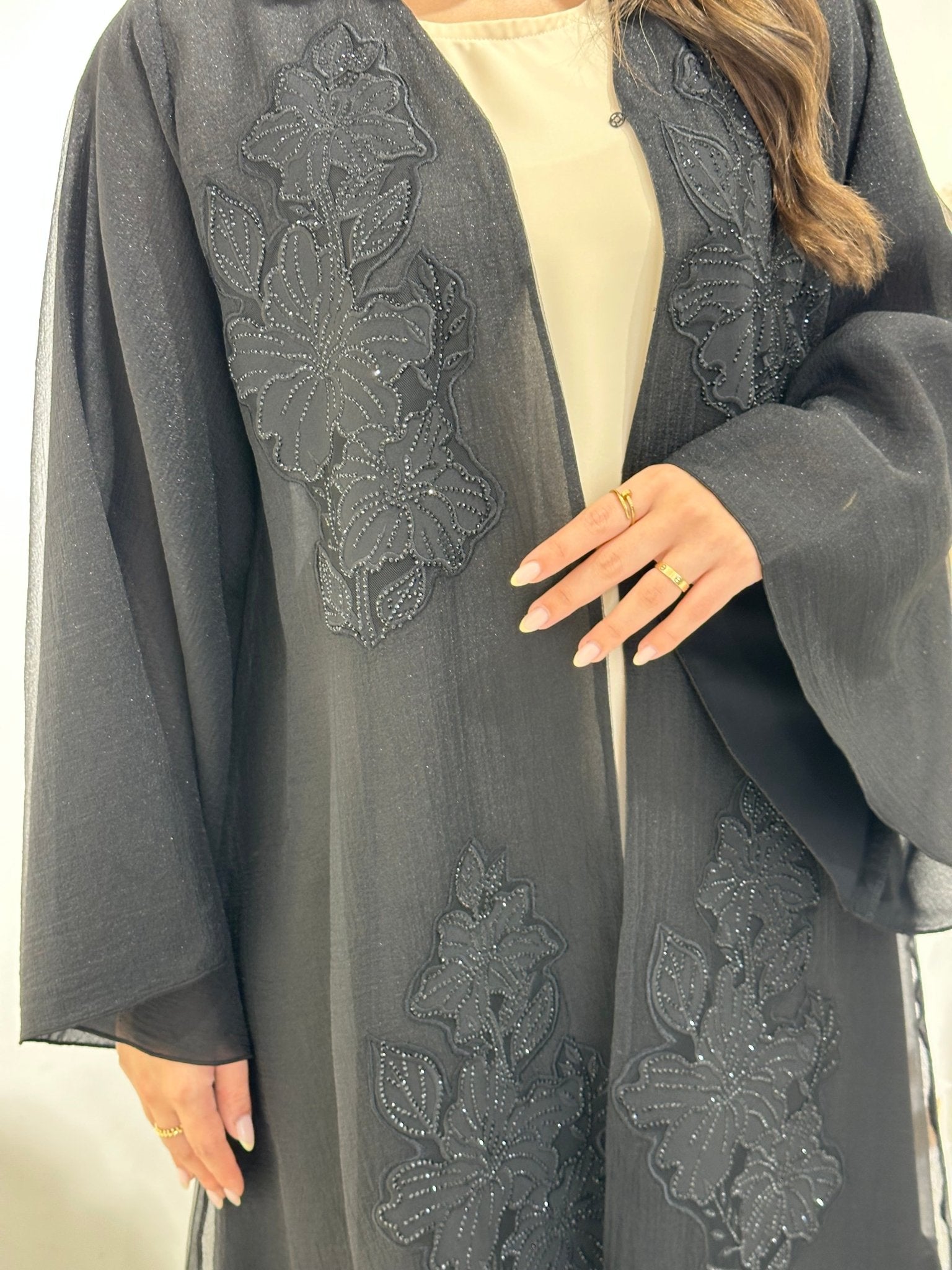 C 1302 Black Abaya