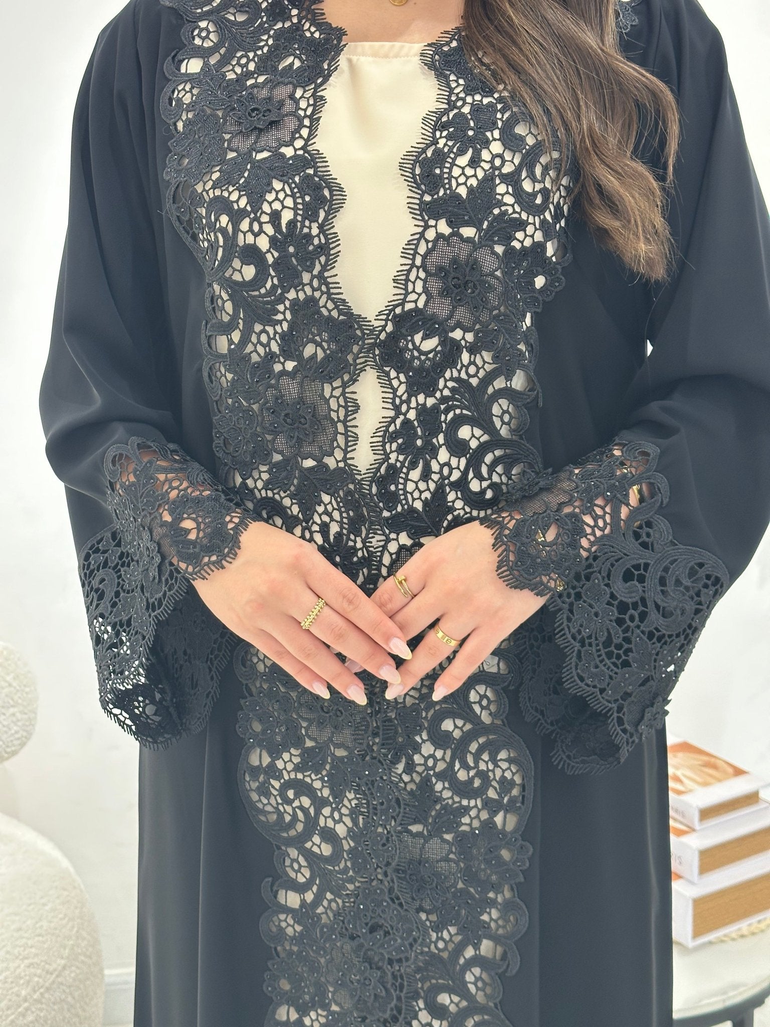 C 1319 Black Lace Abaya