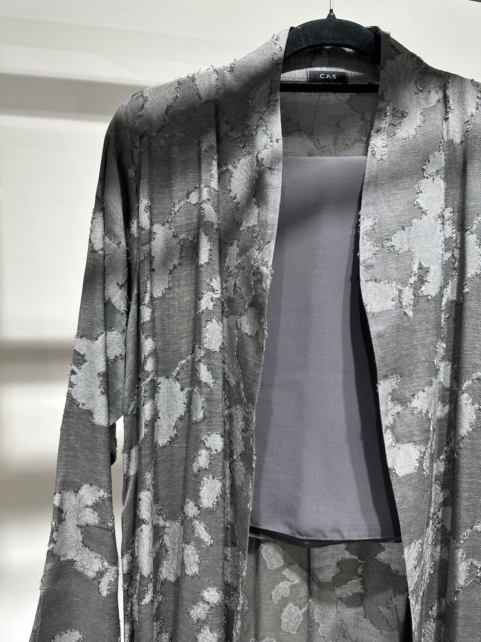 C 1363 - 02 Grey Printed Abaya