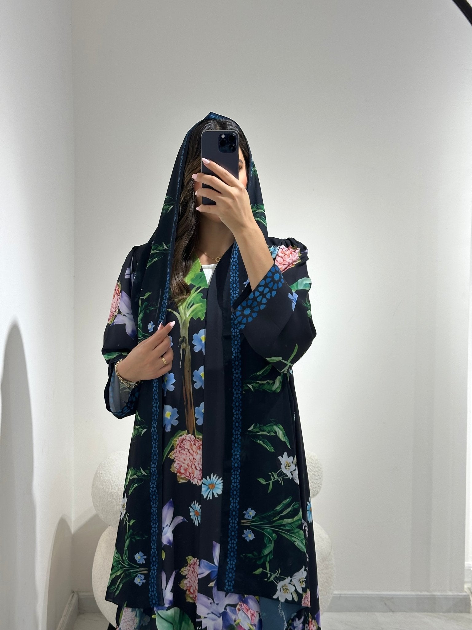 C 1367 Black Tropical Printed Abaya