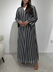 C 1378 Black Wave Abaya