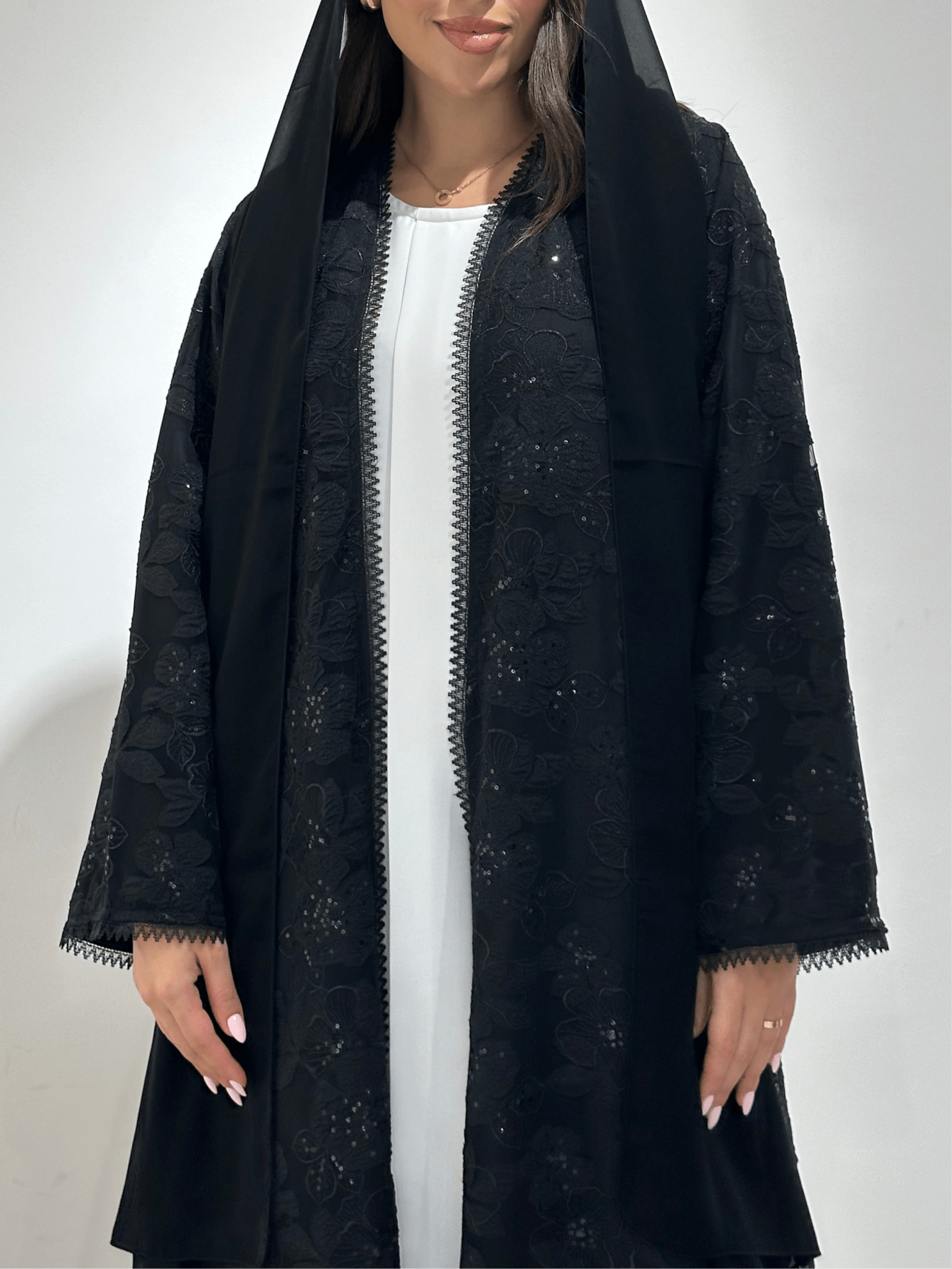 C 1380 Black Dantel Abaya