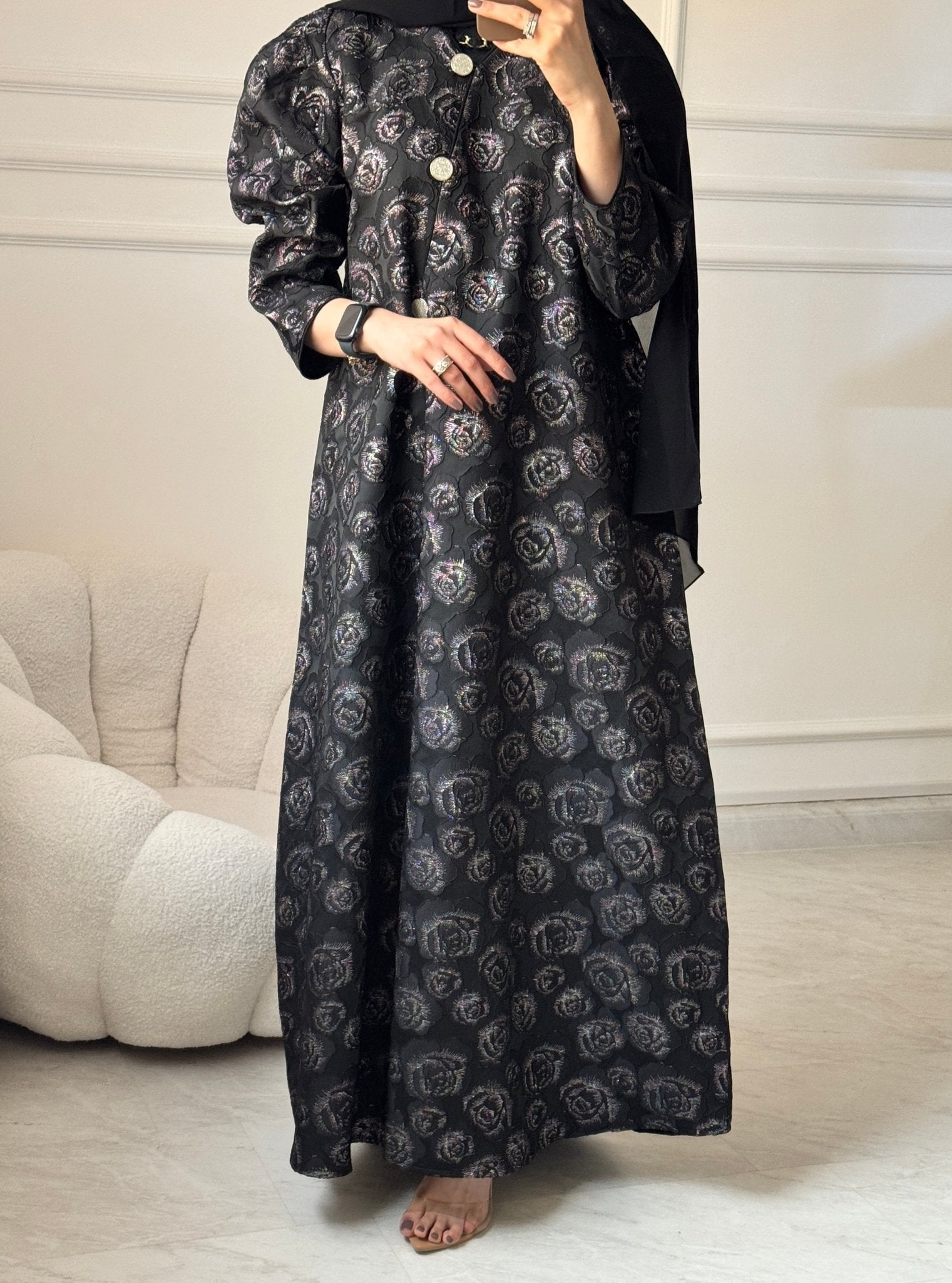 C 1465 Black Roses Abaya