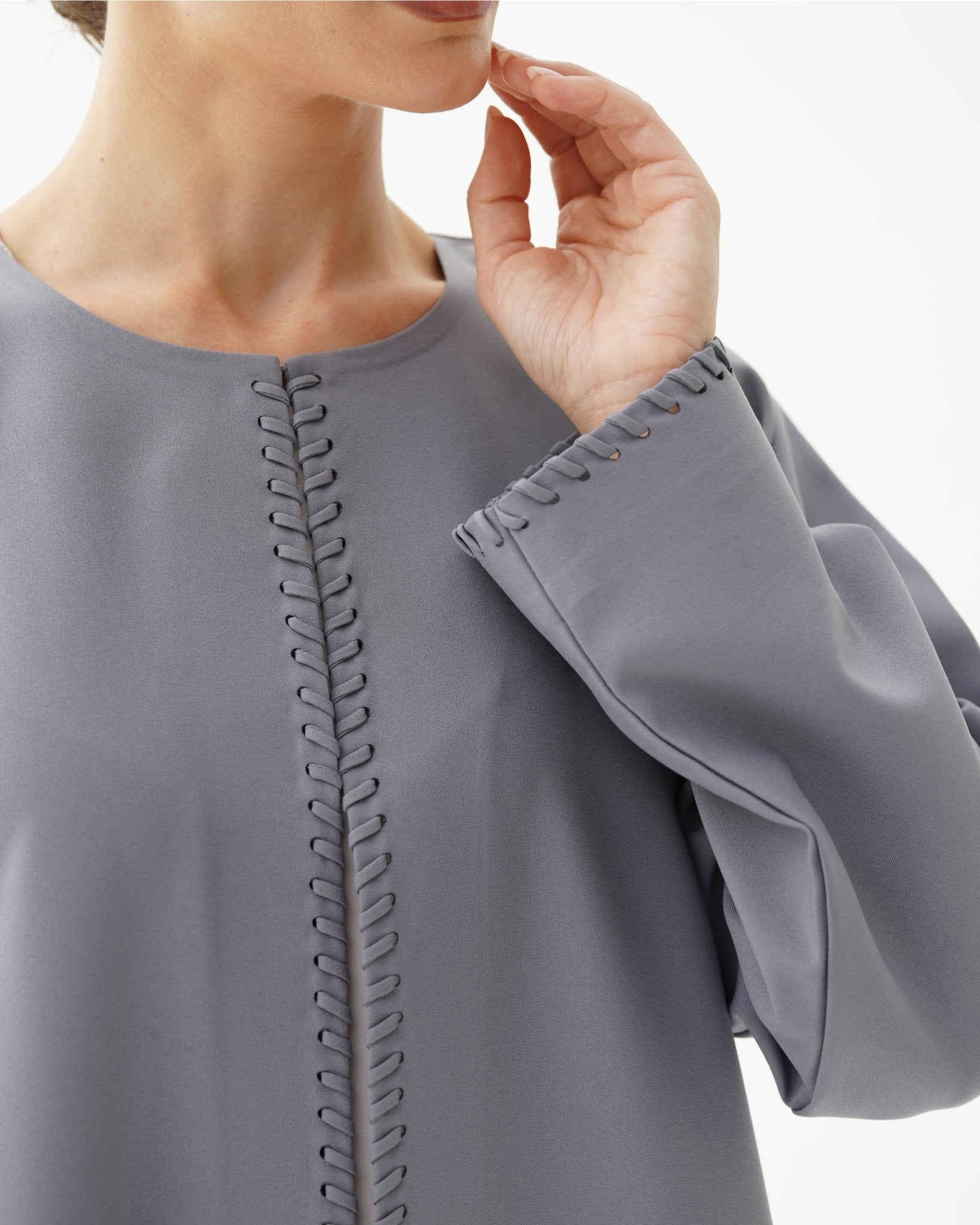 C 1474 Cool Grey Abaya