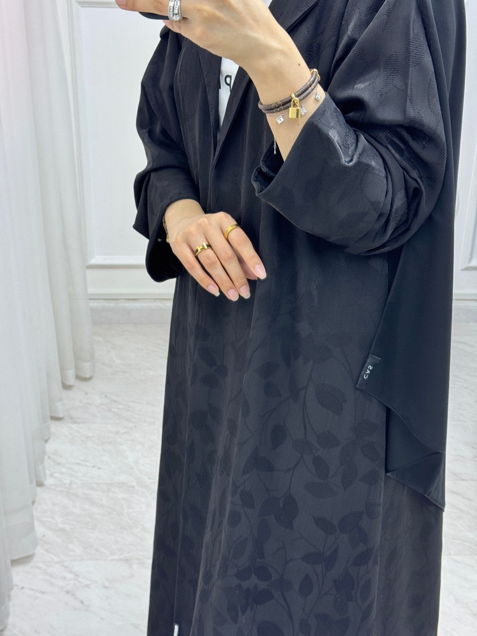 C 1533 Black Leafy Abaya