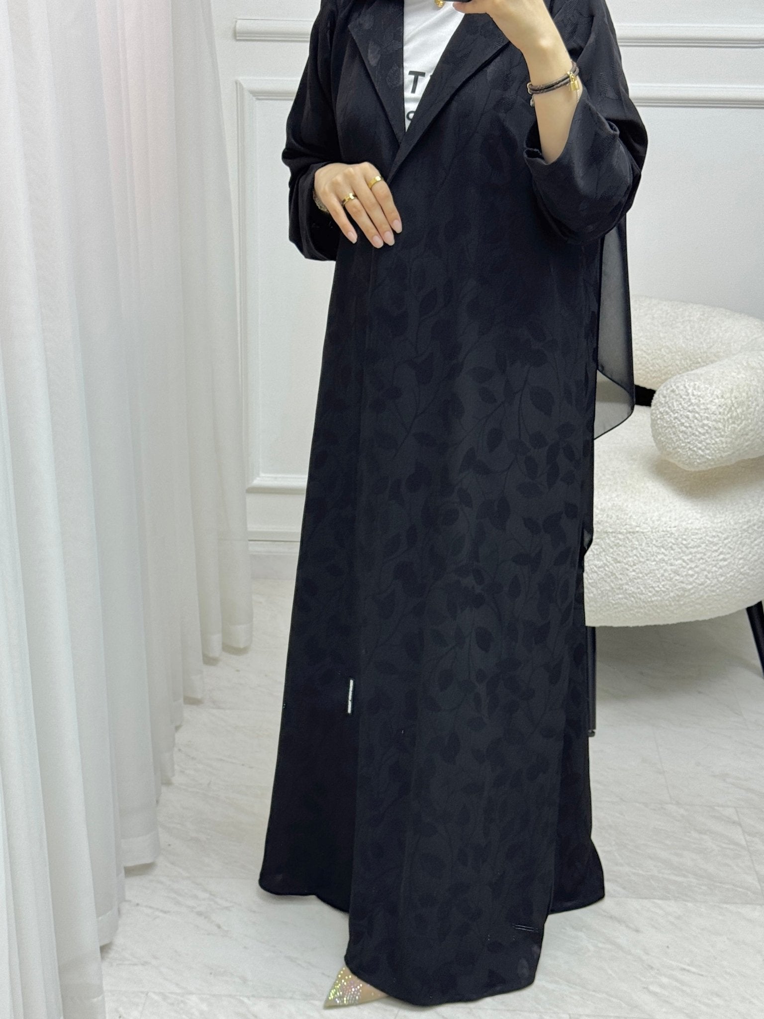 C 1533 Black Leafy Abaya