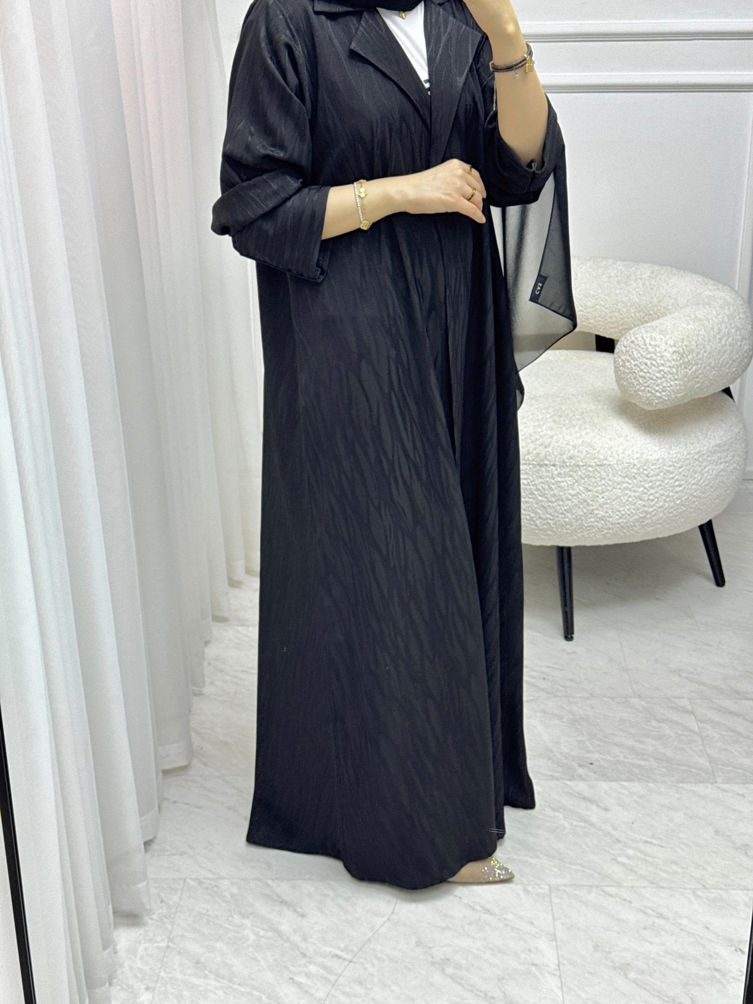 C 1534 Black Striped Abaya