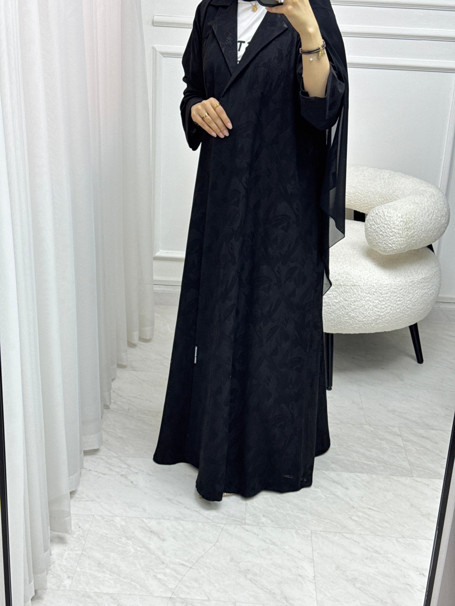C 1535 Black Patterned Abaya