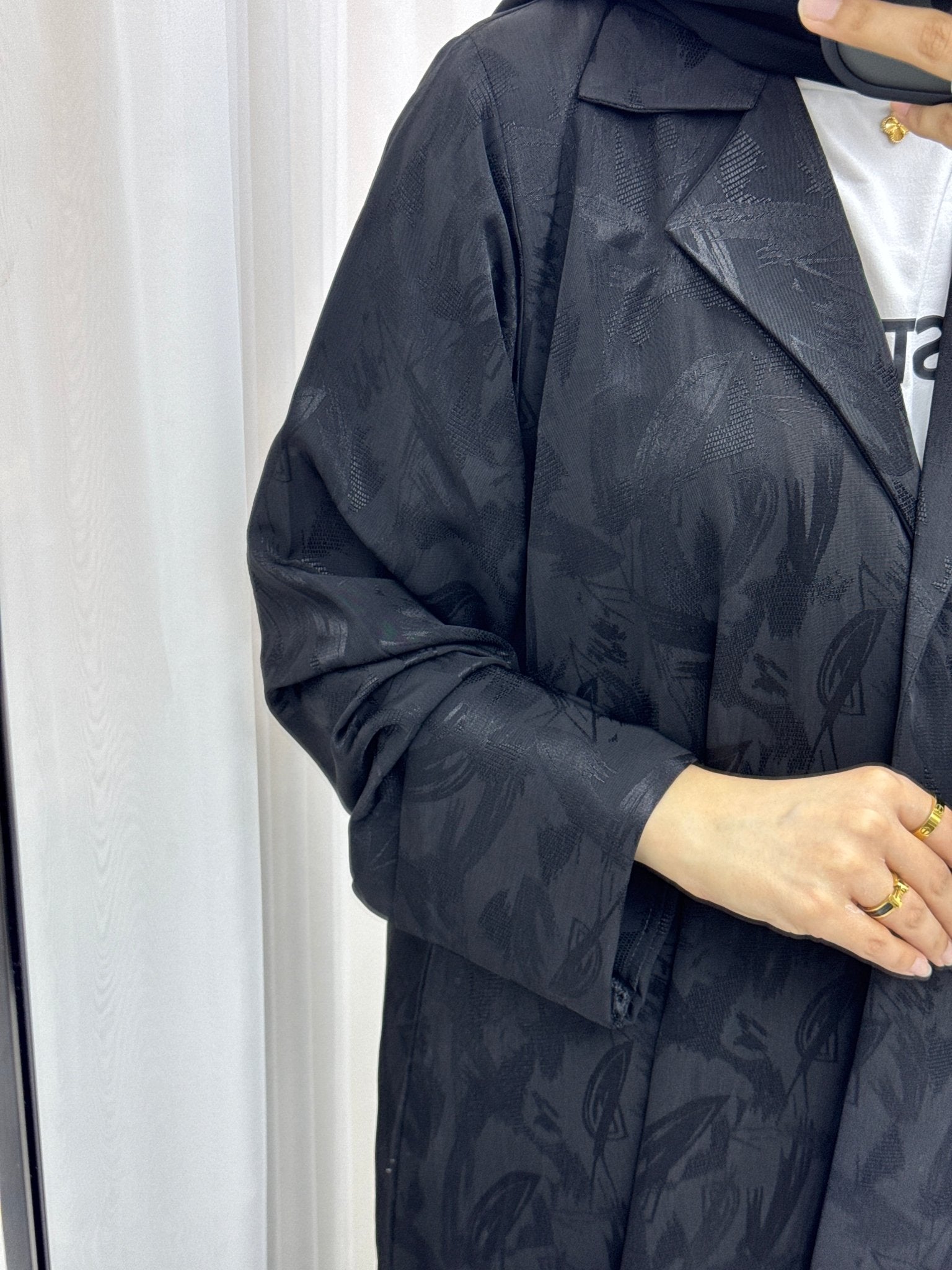 C 1535 Black Patterned Abaya