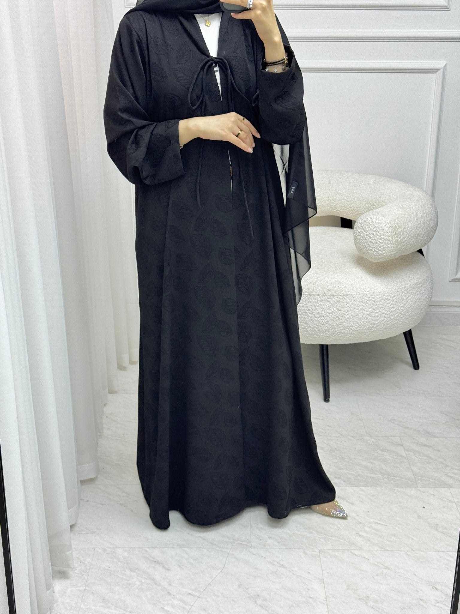 C 1536 Black Leaves Abaya