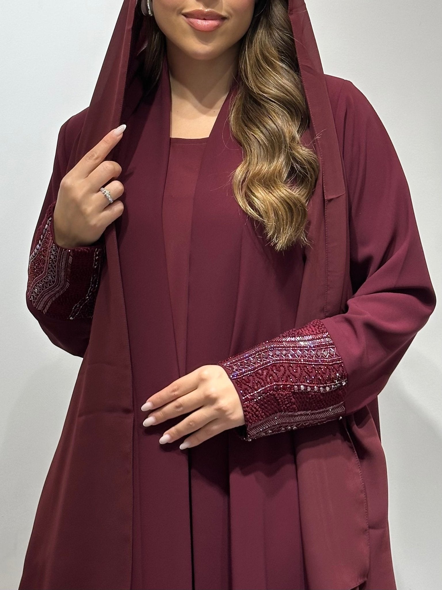 C 1551 - 01 Burgundy Beaded Abaya