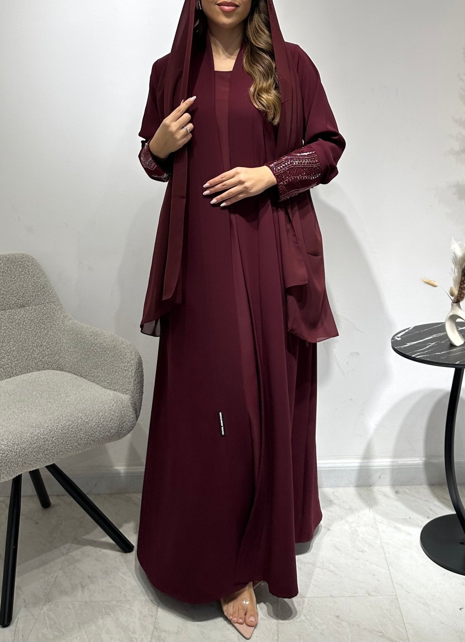 C 1551 - 01 Burgundy Beaded Abaya