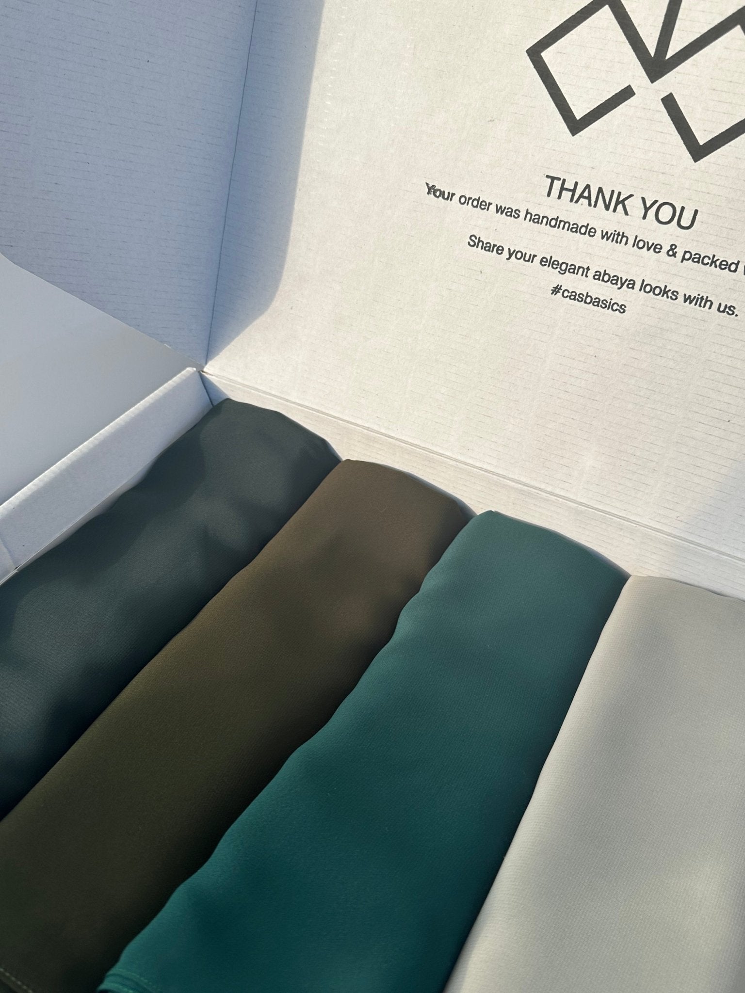 C Dark Green Sheila Box