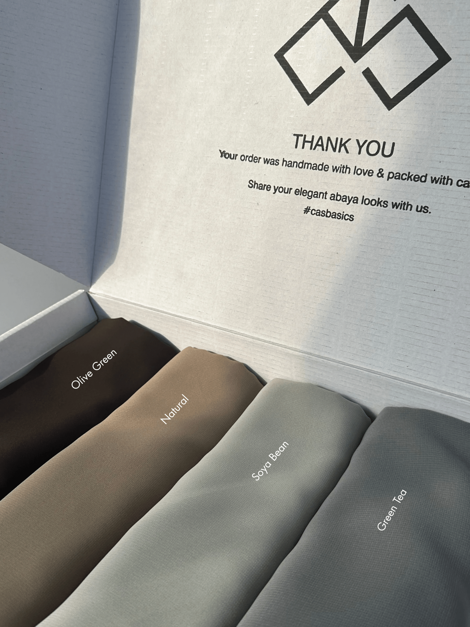 C Olive Sheila Box
