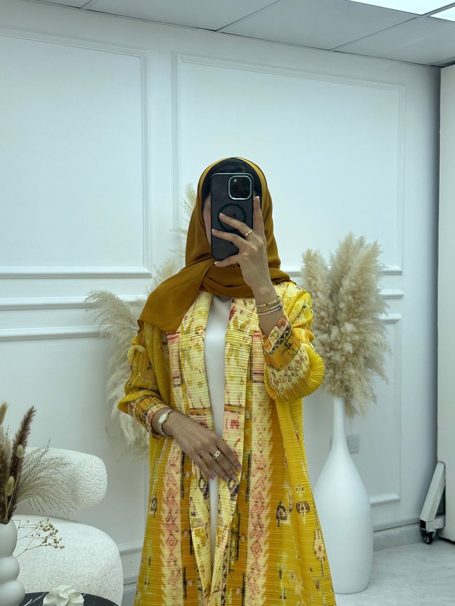 C RTW 05 Yellow Pleated Print Abaya