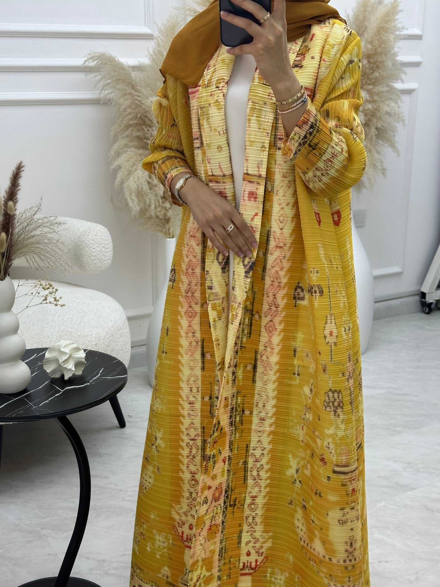 C RTW 05 Yellow Pleated Print Abaya