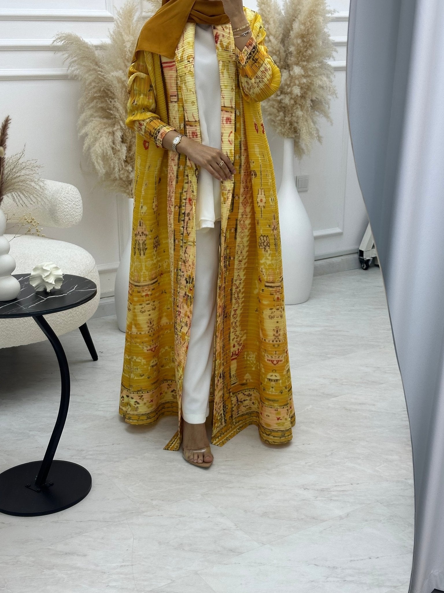 C RTW 05 Yellow Pleated Print Abaya