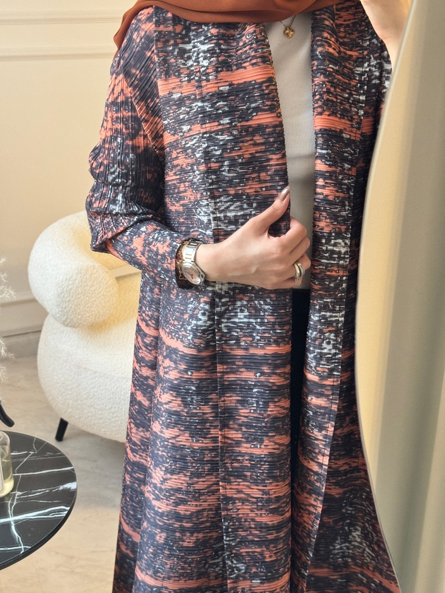 C RTW 10 Capri Pleated Print Abaya