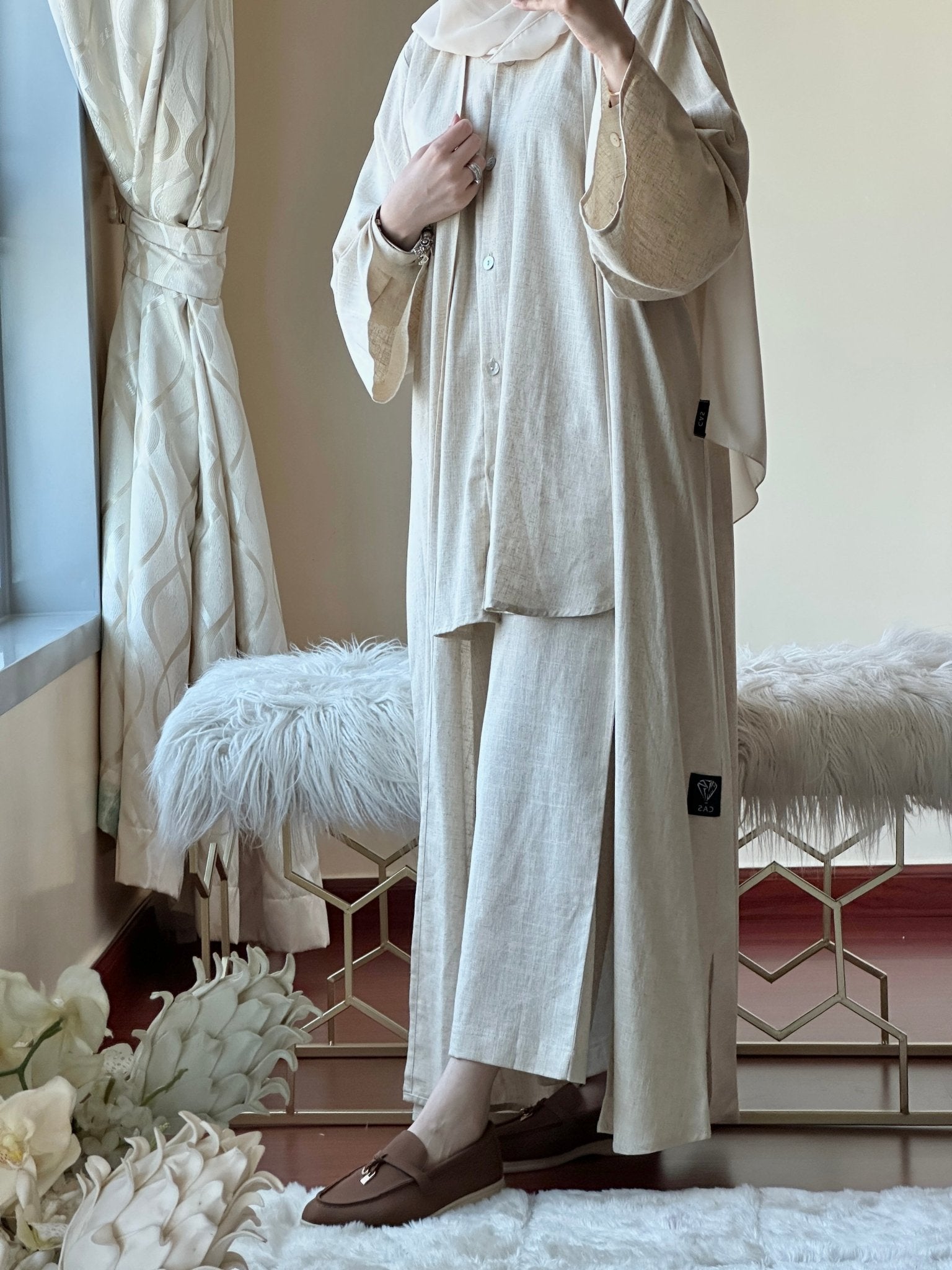 C RTW Beige Summer Linen Travel Abaya Set CAS Abaya C RTW Beige Summer Linen Travel Abaya Set CAS Abaya