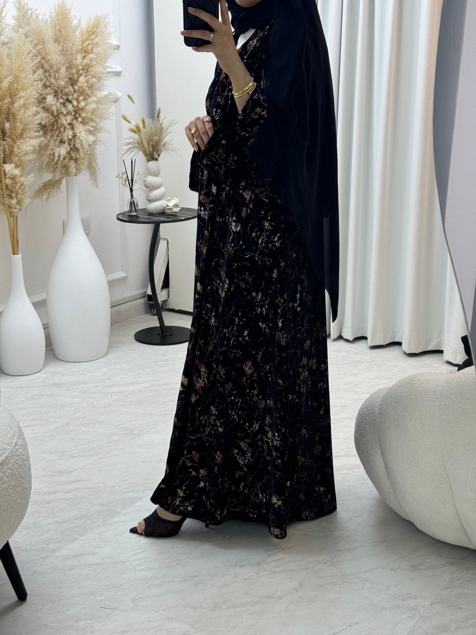 C RTW Black Floral Abaya