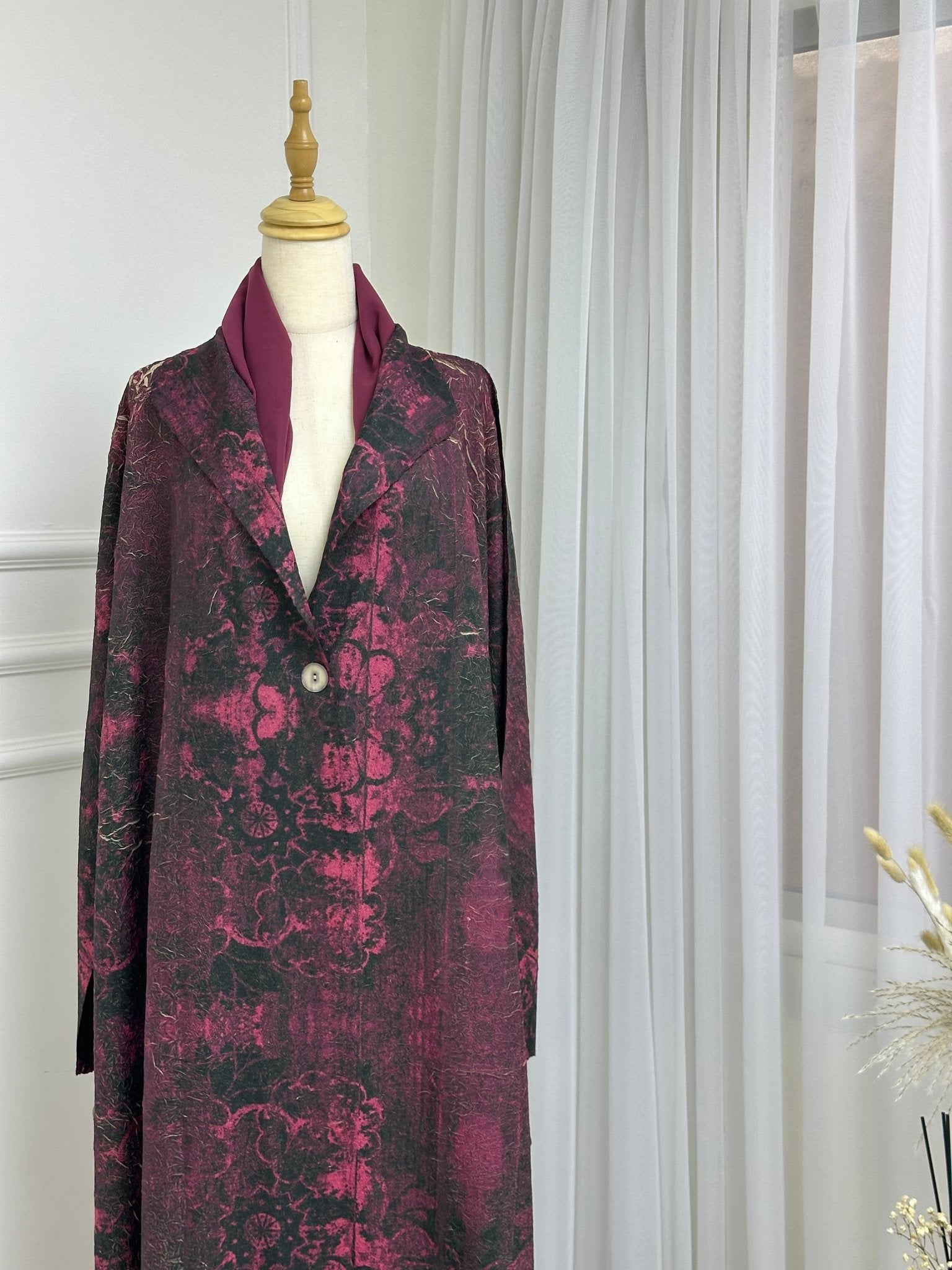 C RTW Maroon Floral Printed Abaya