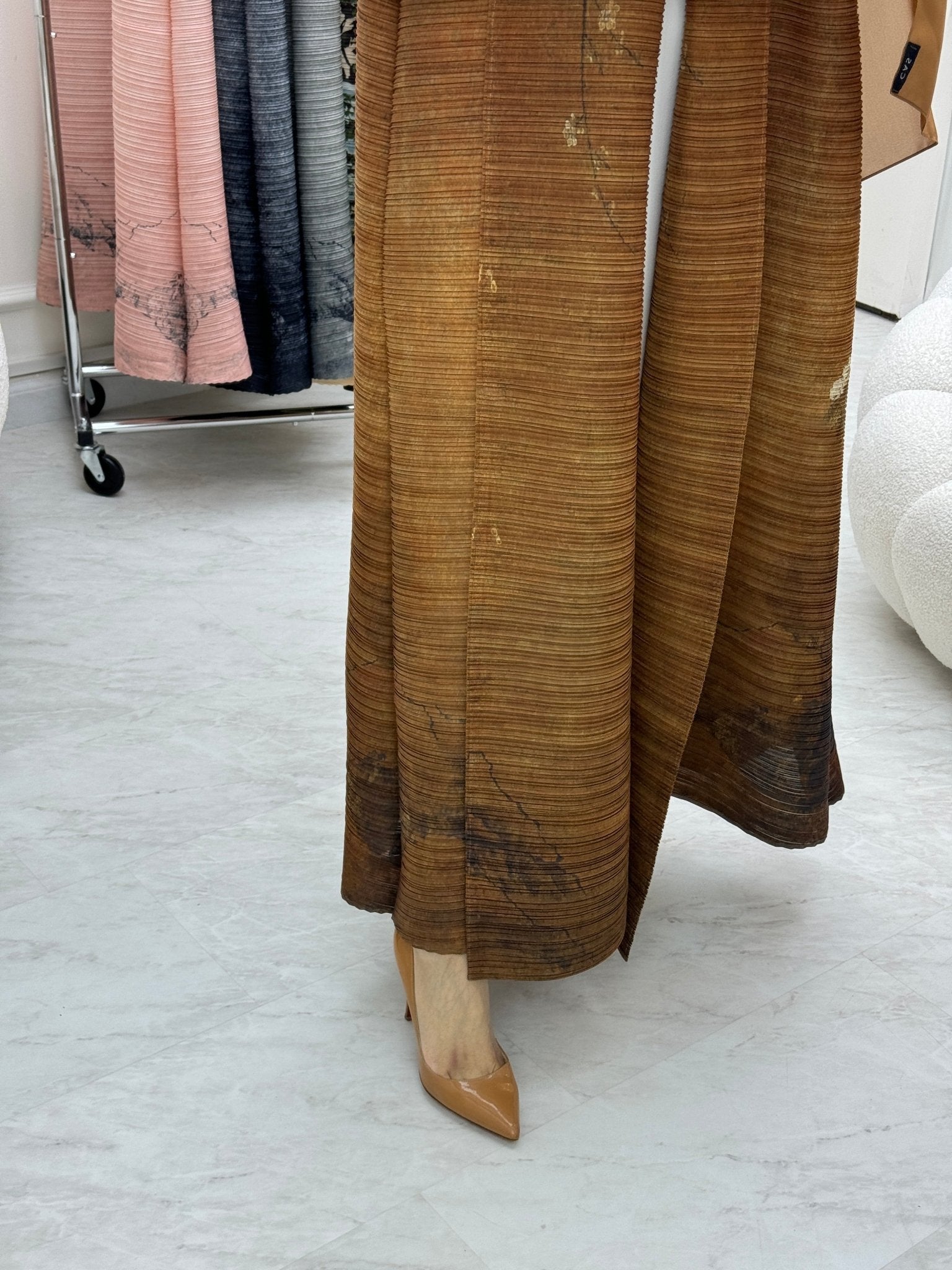 C RTW Mustard Pleated Print Abaya