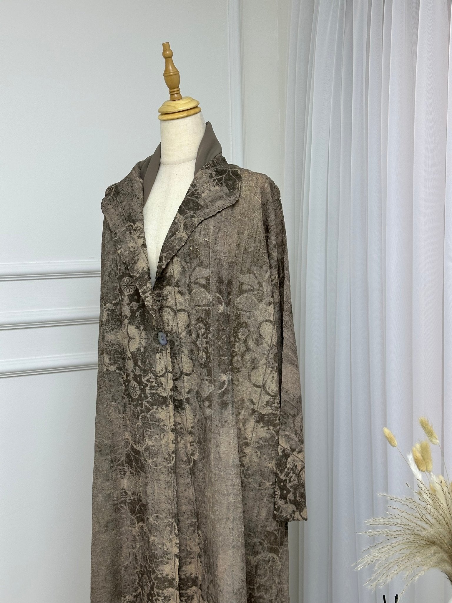 C RTW Nude Floral Printed Abaya