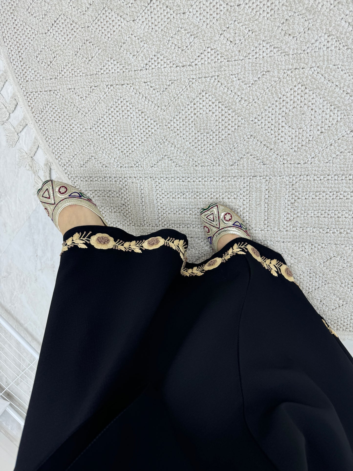 C 0466 Black Beige Embroidery Abaya